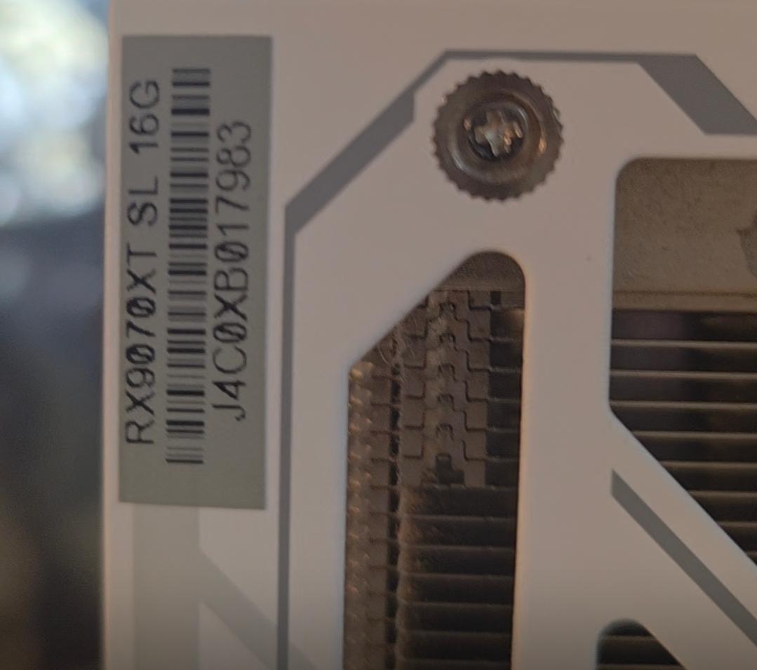 ASRock Steel Legend White RX 9070XT