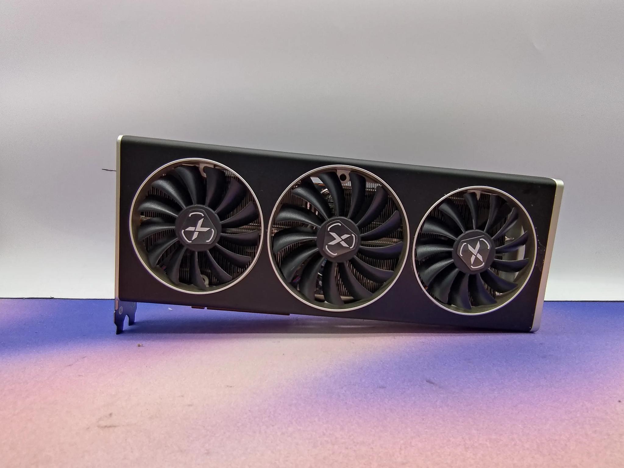 XFX Speedster Merc319 RX 6750 XT