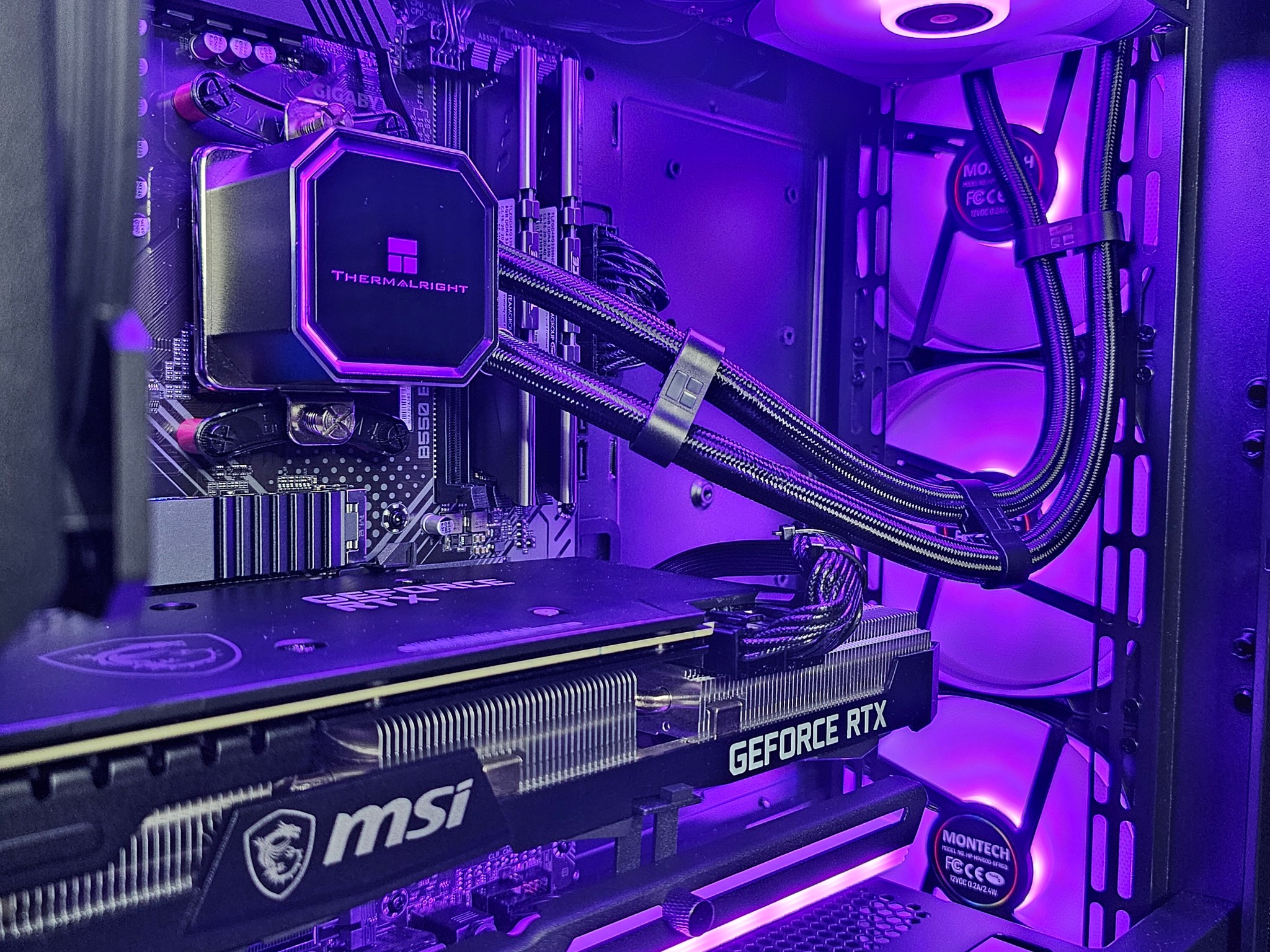 903 Lightup! Ryzen 7 3700X | RTX 3070 | 16GB DDR4 | 1TB SSD | Windows 11 | Gaming PC