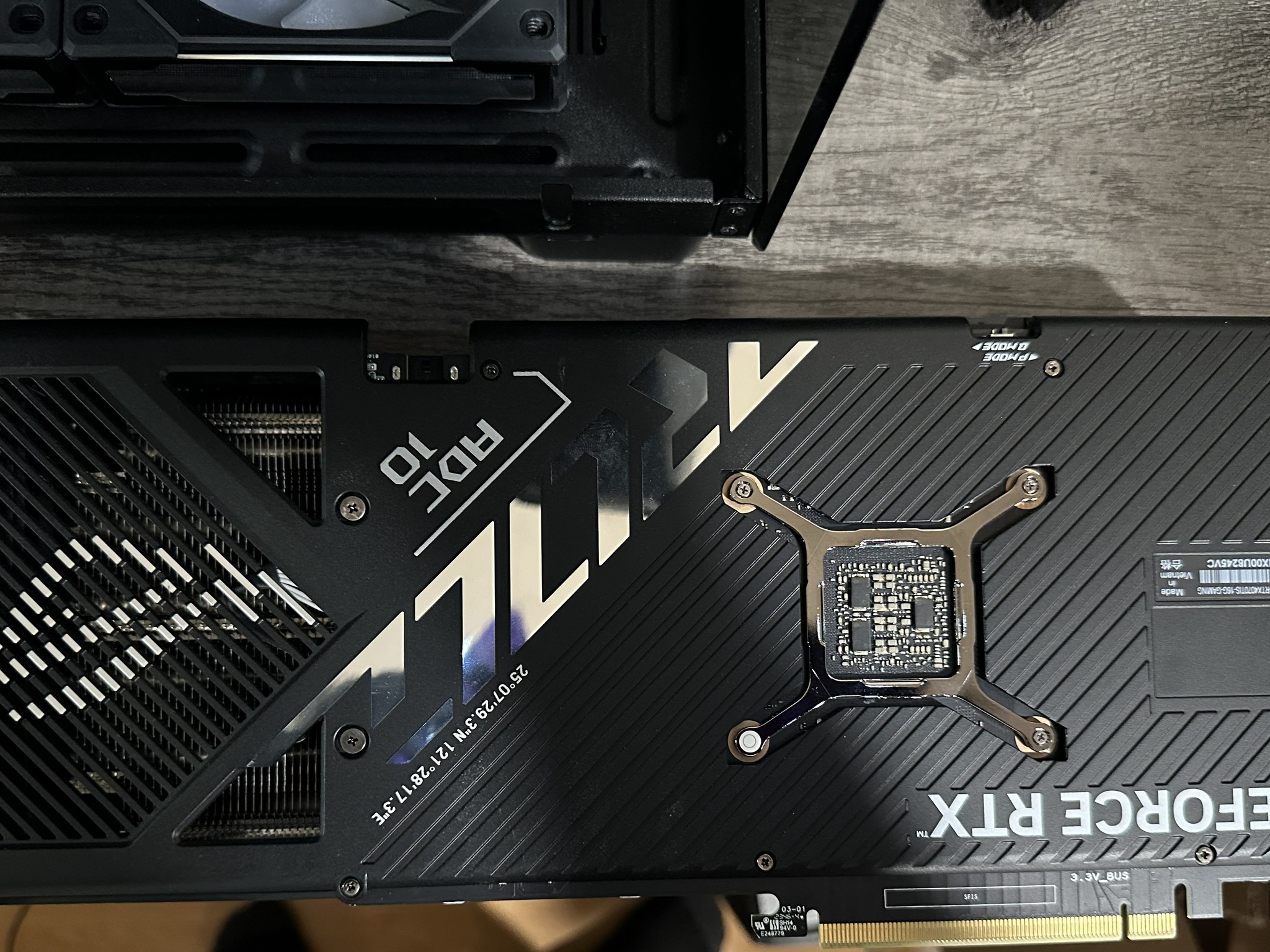 Asus ROG STRIX GAMING GeForce RTX 4070 Ti SUPER