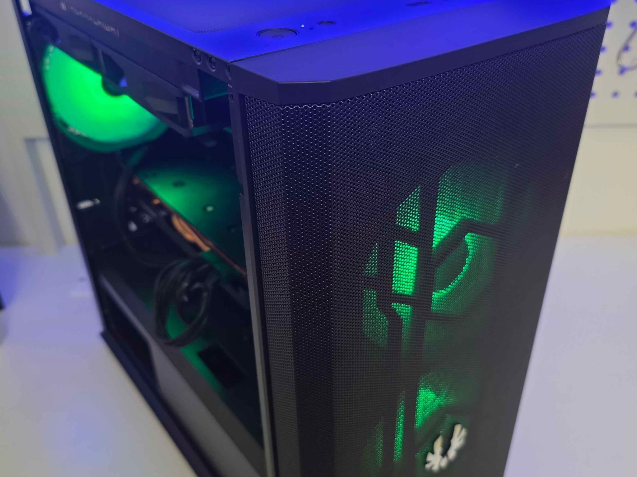 🎄RX 6700 XT GAMING PC 1440P READY WITH 2TB NVMe - BUILT-IN WiFi & RGB 🎄