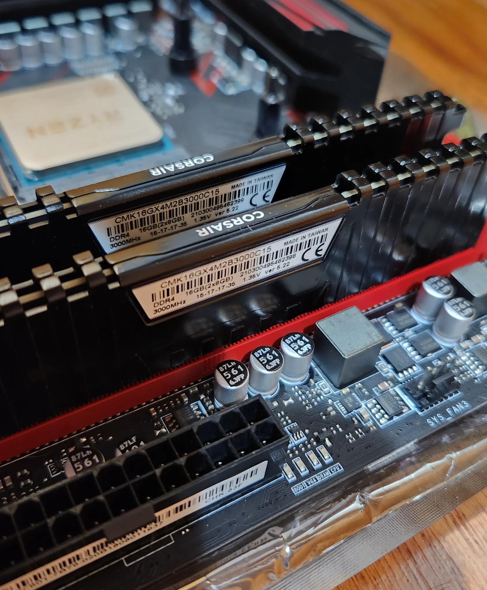 MSI X470 Gaming Plus, Ryzen 7 2700, 16GB DDR4, 256GB M.2