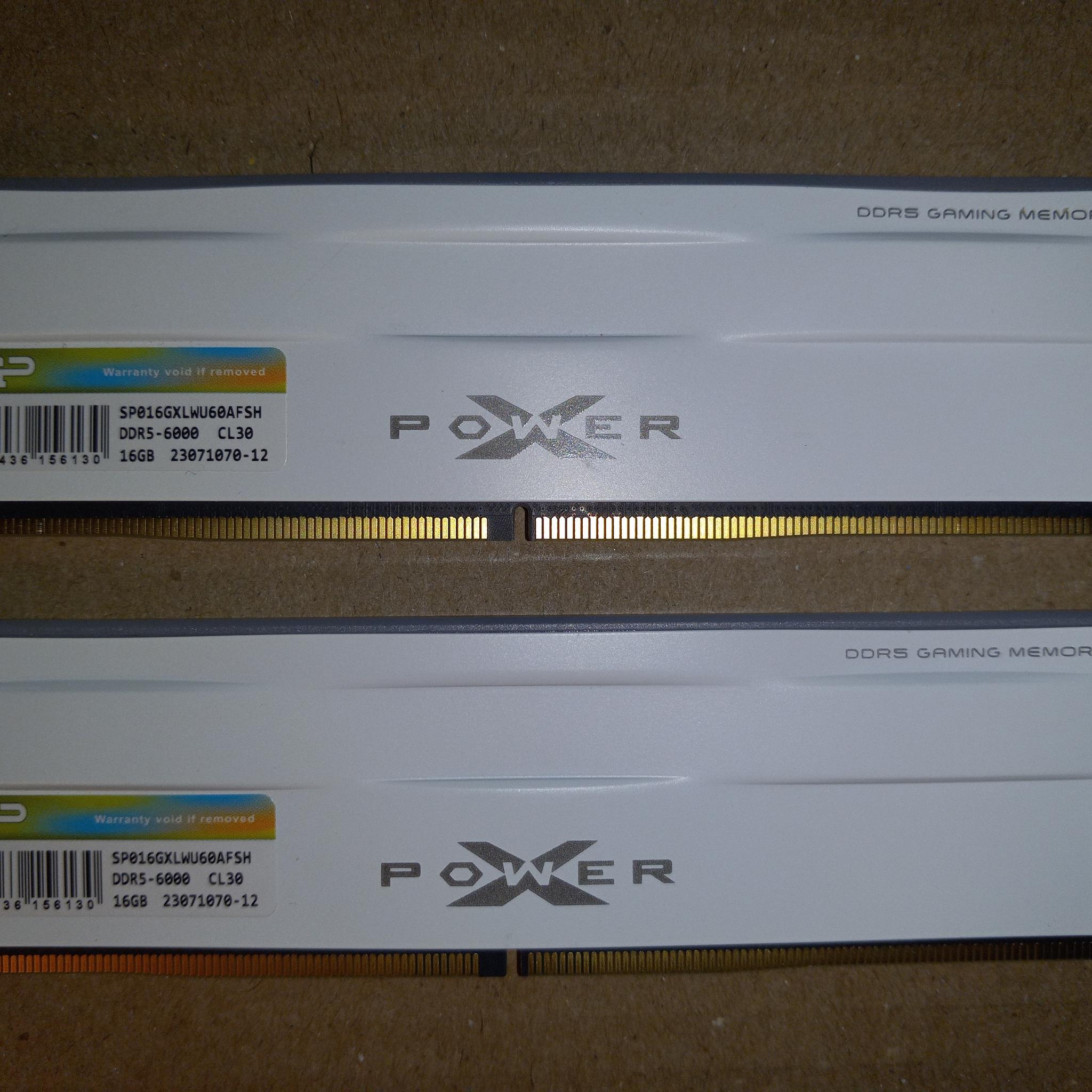 Silicon Power XPOWER Zenith RGB RAM White- 32GB DDR5-6000 CL30 38-38-96