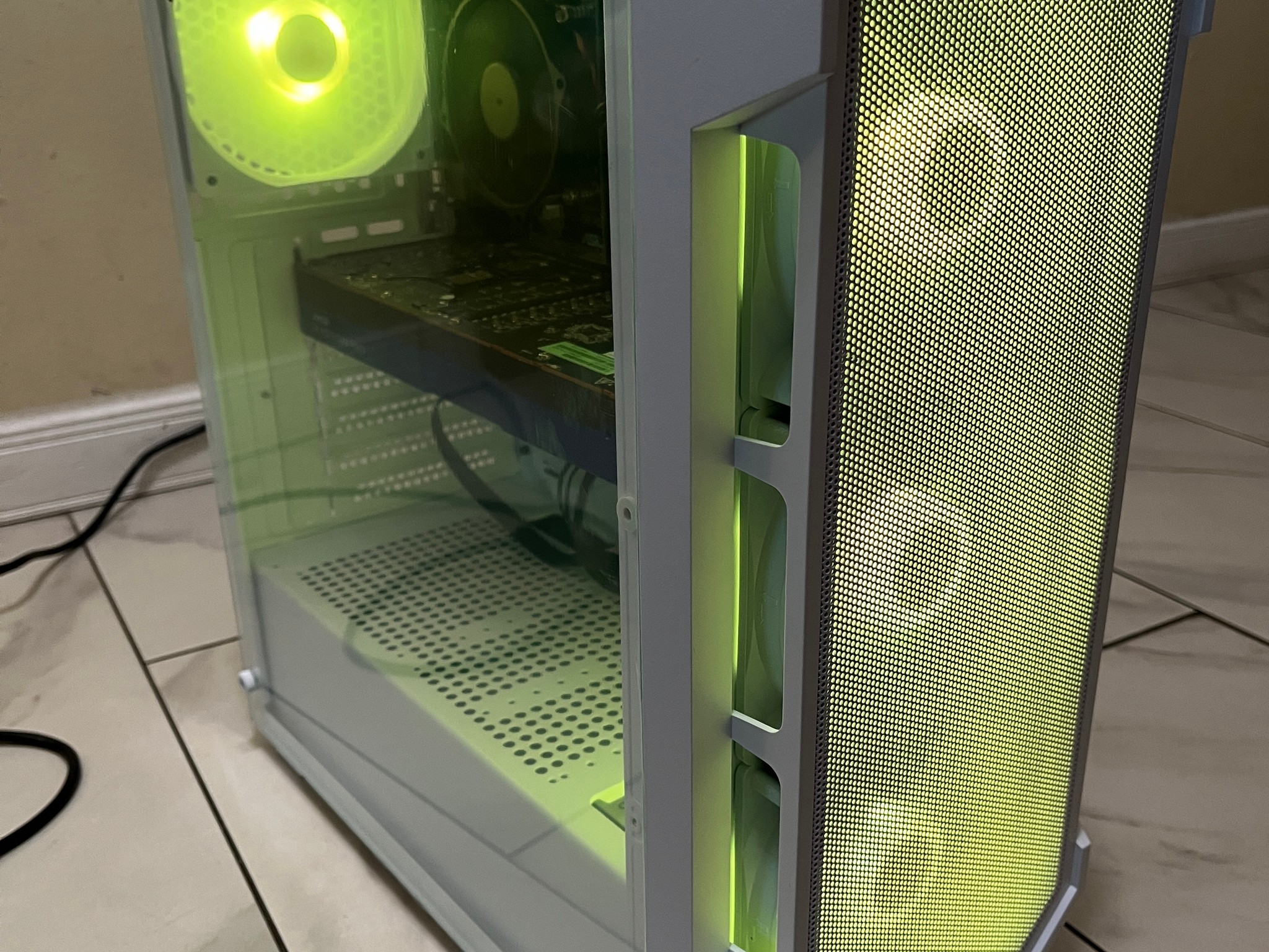 🟠🔥 Intel i5-6600, AMD W5700 8GB, 12GB RAM,  500 GB SSD, High Performance RGB Gaming PC 🖥️🟢