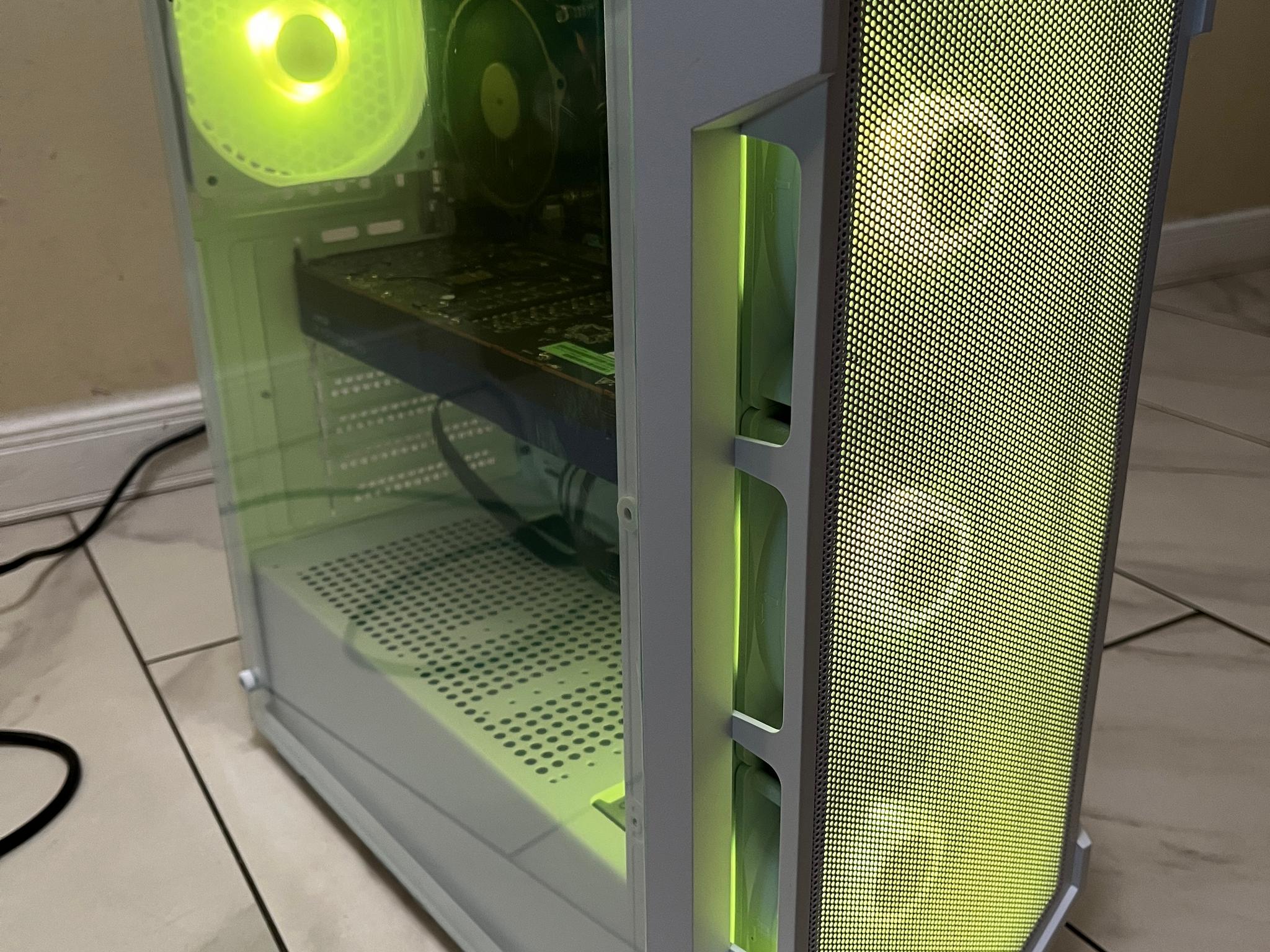🟠🔥 Intel i5-6600, AMD W5700 8GB, 12GB RAM,  500 GB SSD, High Performance RGB Gaming PC 🖥️🟢