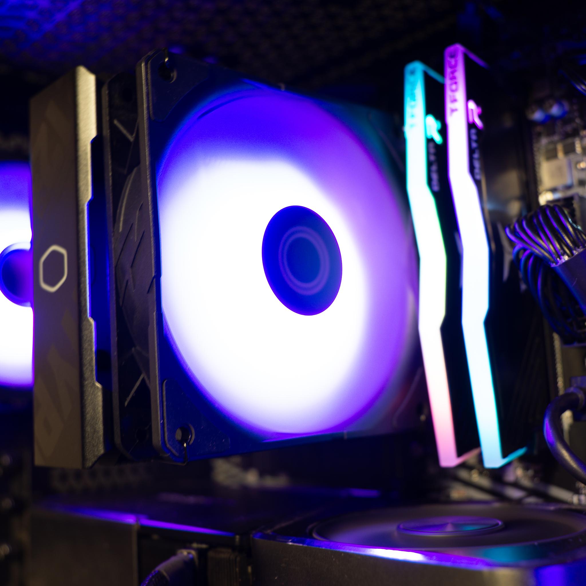 Gaming PC | RTX 3070 Ti | Ryzen 5 5500 | 1TB NVME | 16GB DDR4 RAM |