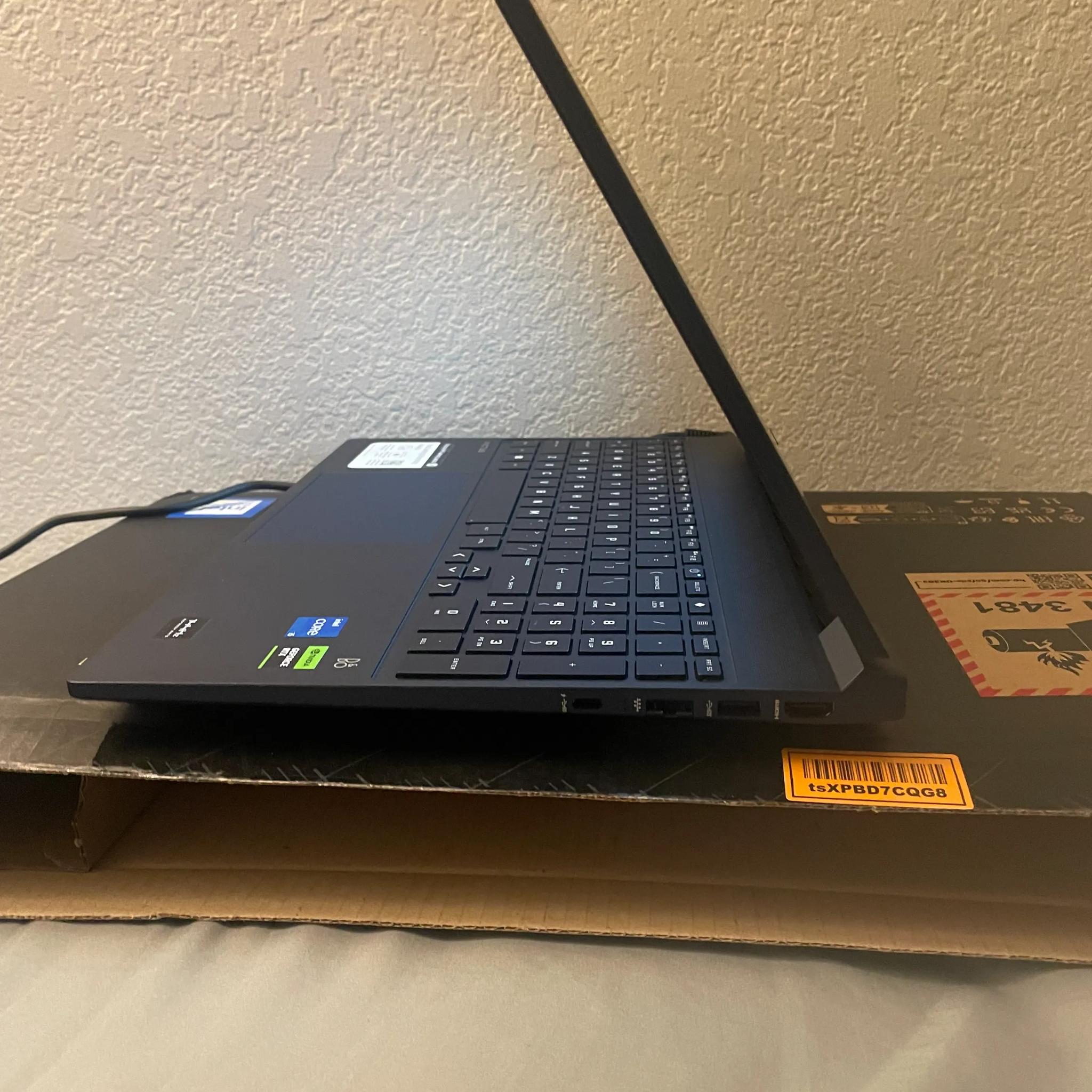 HP Victus Gaming Laptop | i5-12450H / RTX 3050 / 32GB RAM / 1TB SSD | 144Hz - Open box