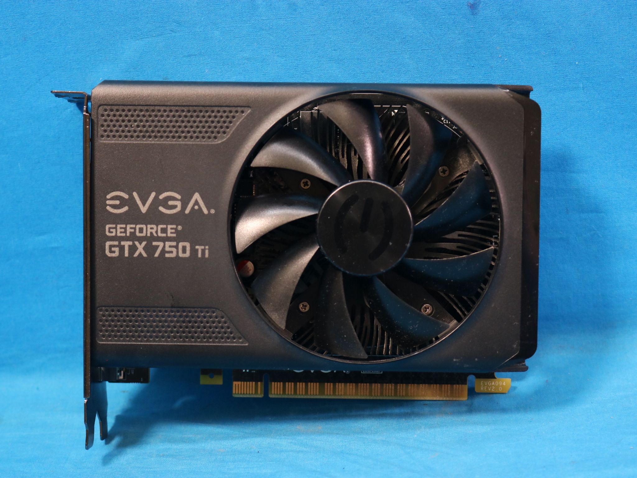 EVGA GeForce GTX 750 Ti 2GB GDDR5 PCIe 3.0 x16 Desktop GPU - 4212331008