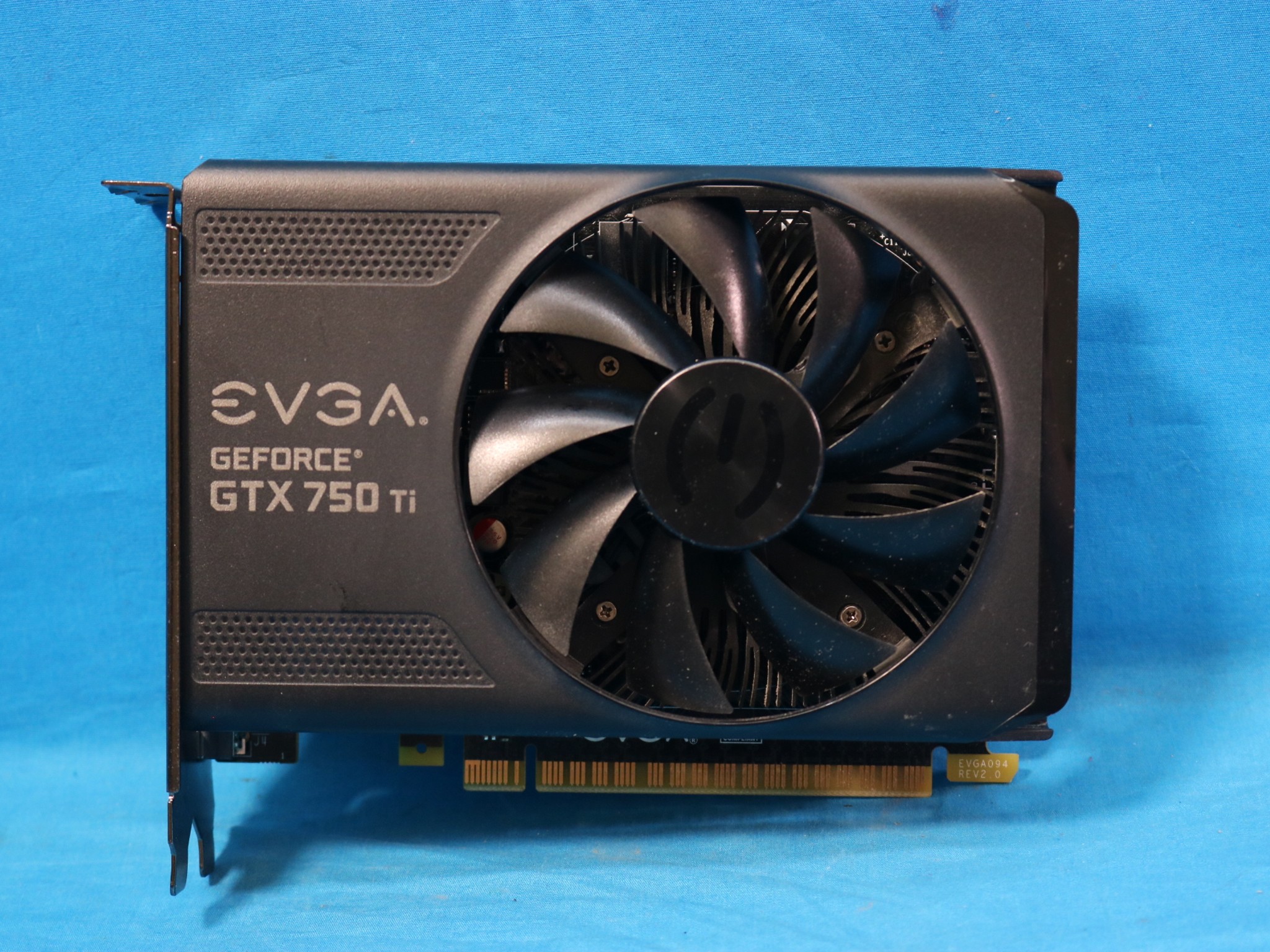 EVGA GeForce GTX 750 Ti 2GB GDDR5 PCIe 3.0 x16 Desktop GPU - 4212331008