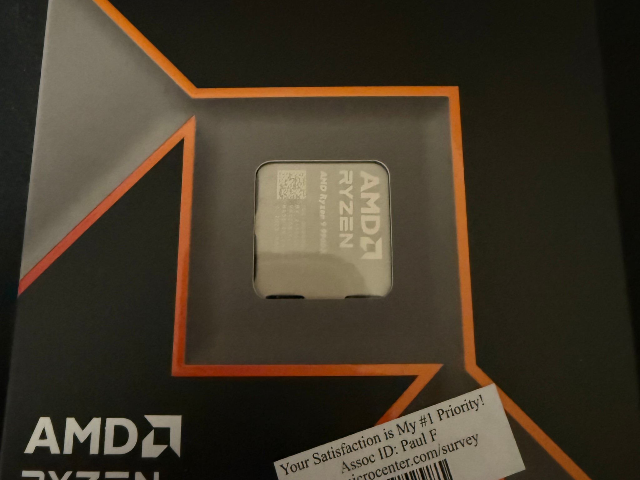 AMD Ryzen 9 9900X