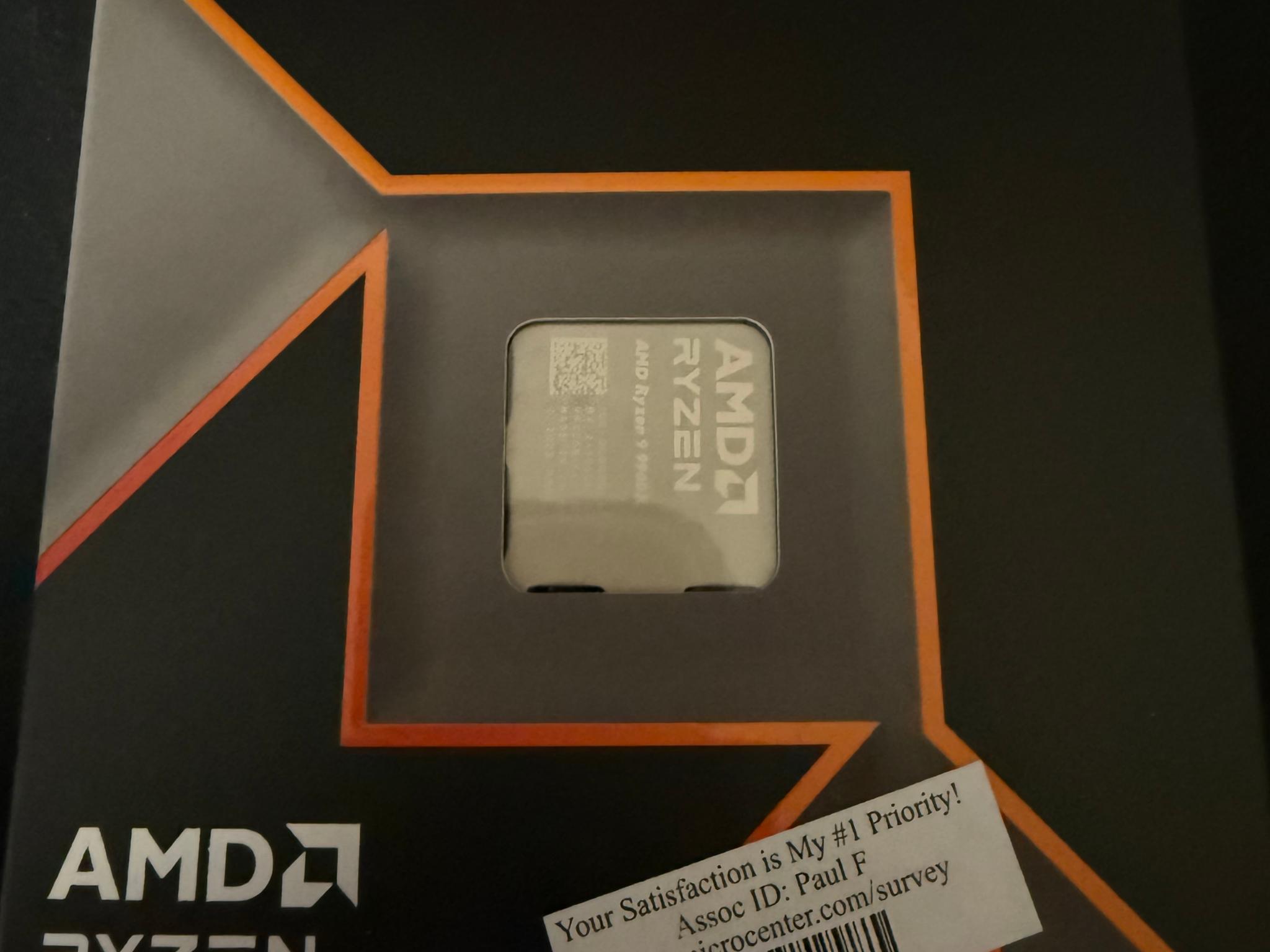 AMD Ryzen 9 9900X
