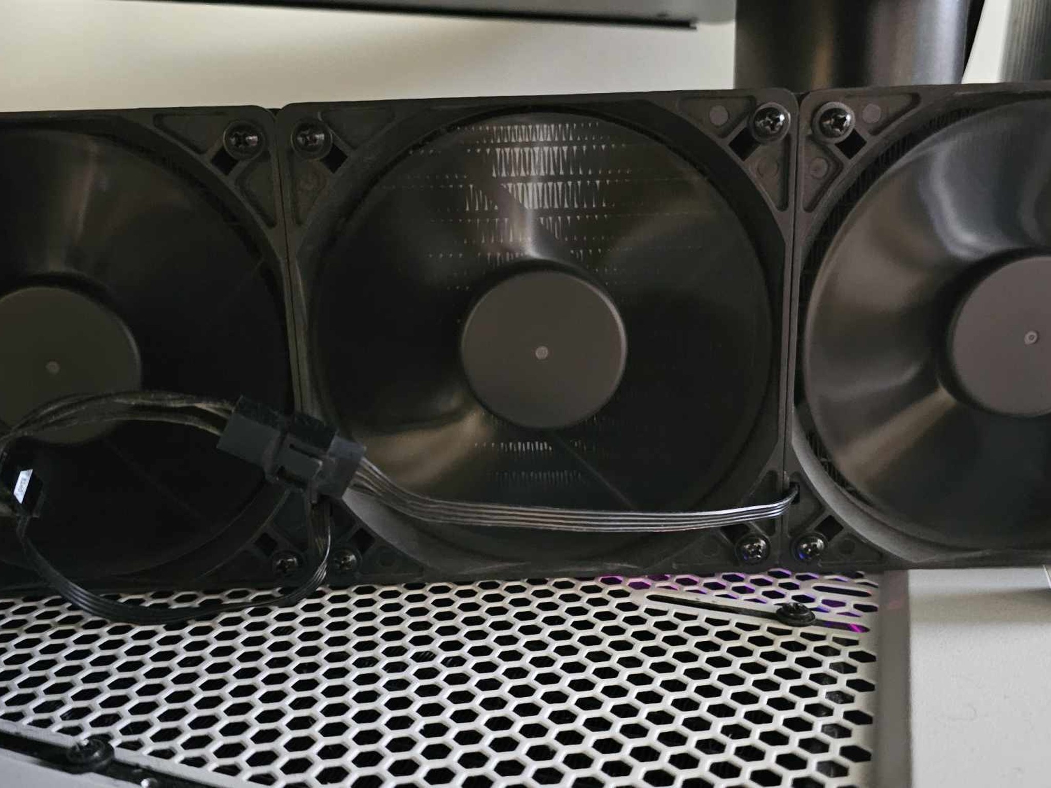 The EVGA GeForce RTX 3090 Kingpin Hybrid: A Legendary Titan Worth Owning
