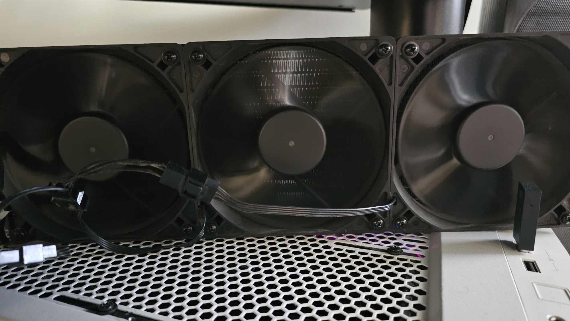 The EVGA GeForce RTX 3090 Kingpin Hybrid: A Legendary Titan Worth Owning