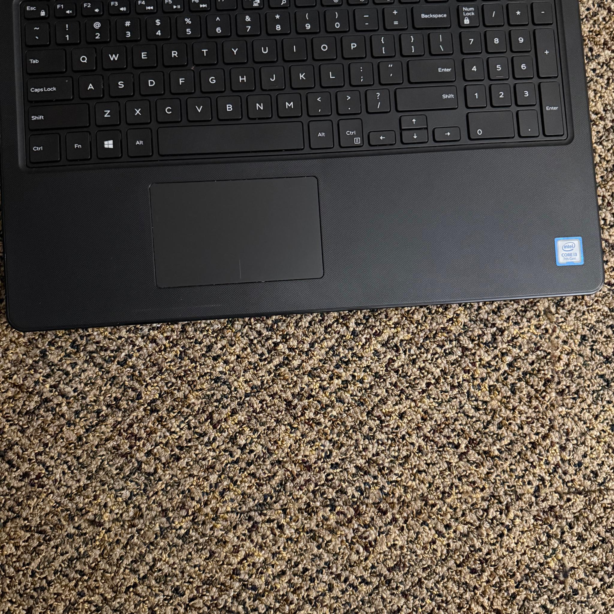 Dell Inspiron 15 3567 1TB HDD i3-Intel 8gb Ram