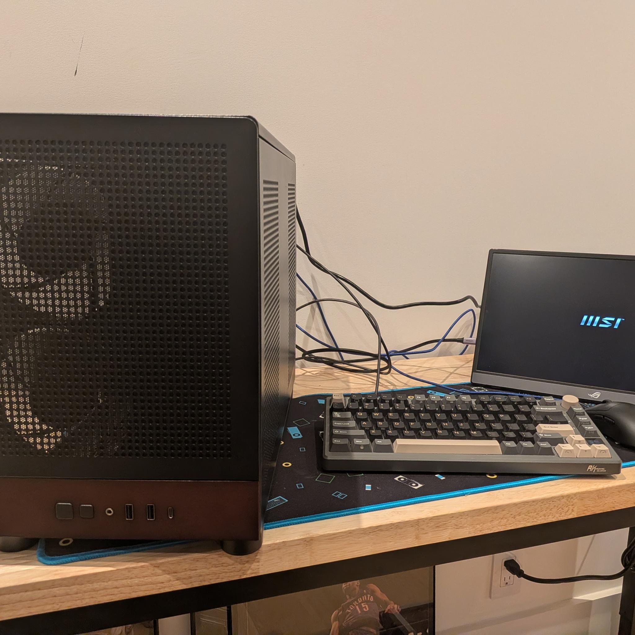 1440p Blackout - RX 9070 GRE, Ryzen 5 7500X3D, 32 GB DDR5 RAM, 2TB NVMe SSD, SteamOS