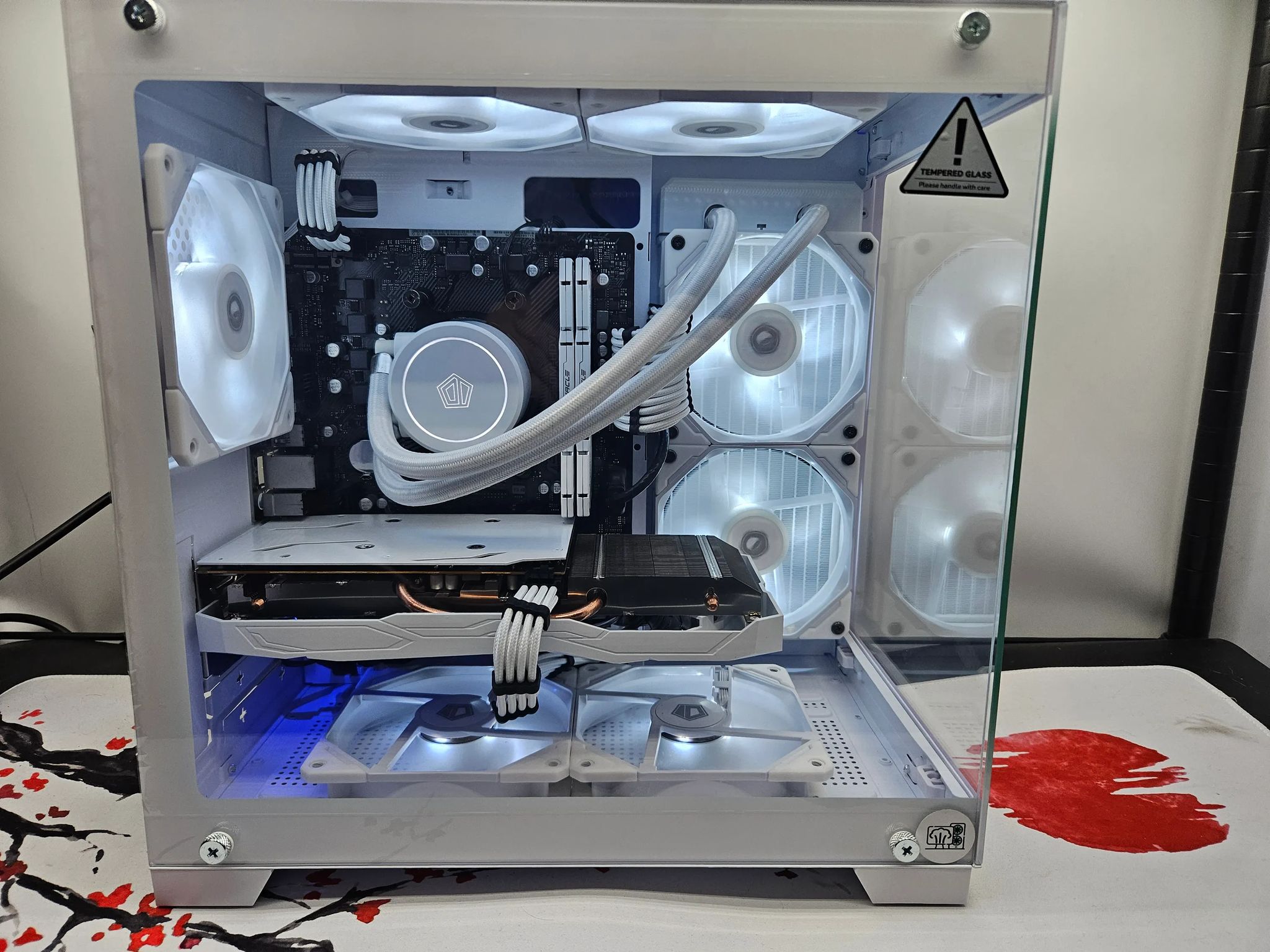 Arctic Beast Liquid cooled RIG Ryzen 7 5700G/ 32GB RAM/ 2TB SSD/ AMD RX6600