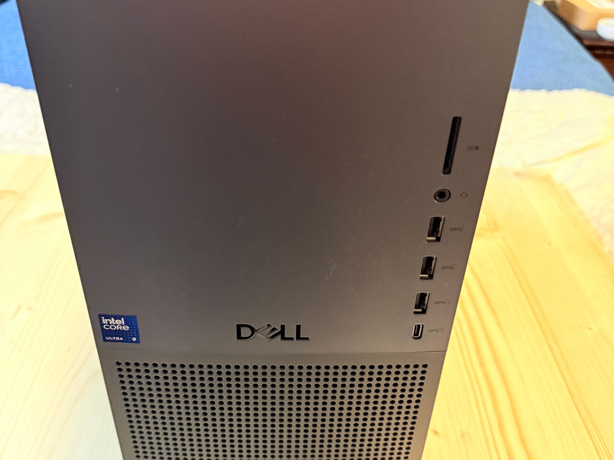 Elite Workstation: Ultra 9 285K | RTX 5070 | 64GB DDR5 | 8TB SSD Array