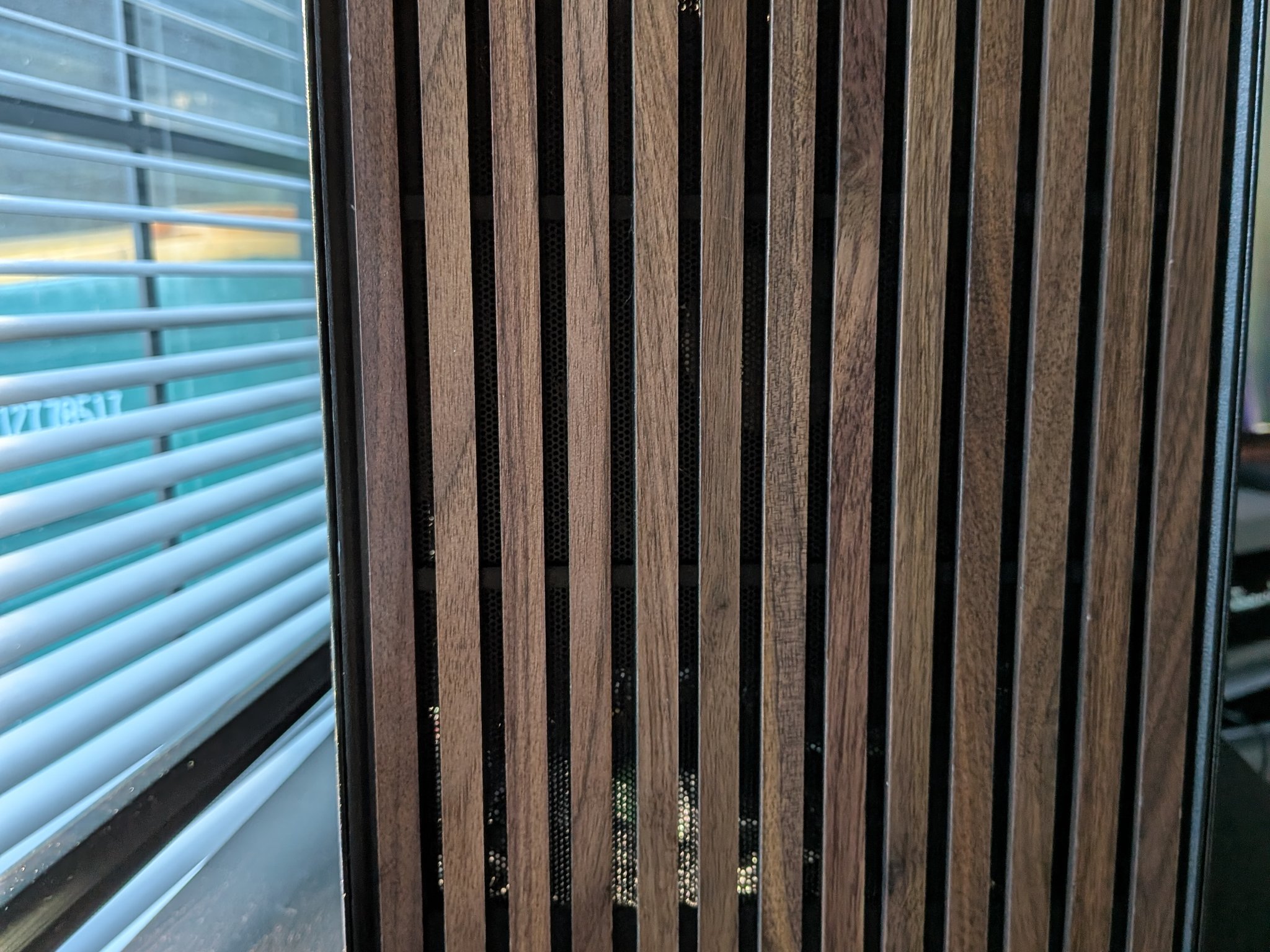 AMD Ryzen 5 3500| RX 6500 XT 4GB| 16GB DDR4 RAM| 1TB SSD & 1TB HDD| Windows 11 |