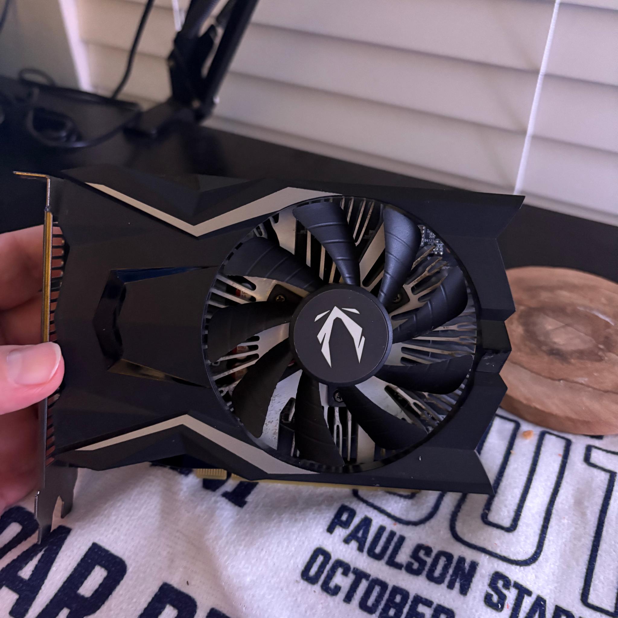 ZOTAC GAMING GeForce GTX 1650 OC 4gb