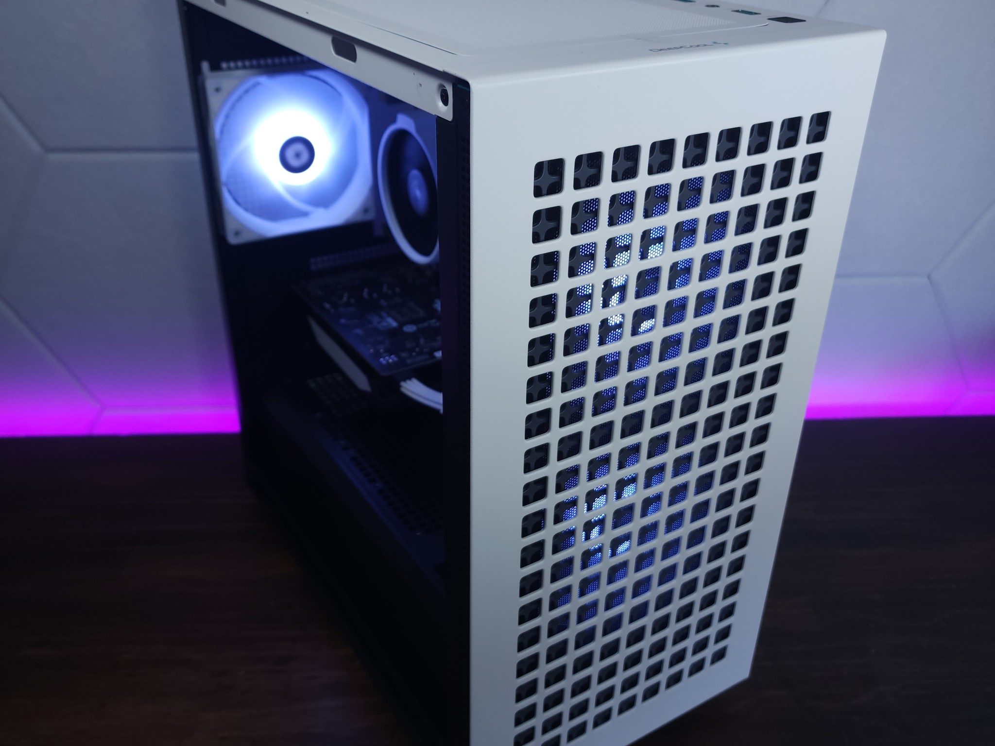 💙🤍GTX 1650 Super // Ryzen 5 1600 // 16GB 3200MHz // 512GB NVMe Gen 3