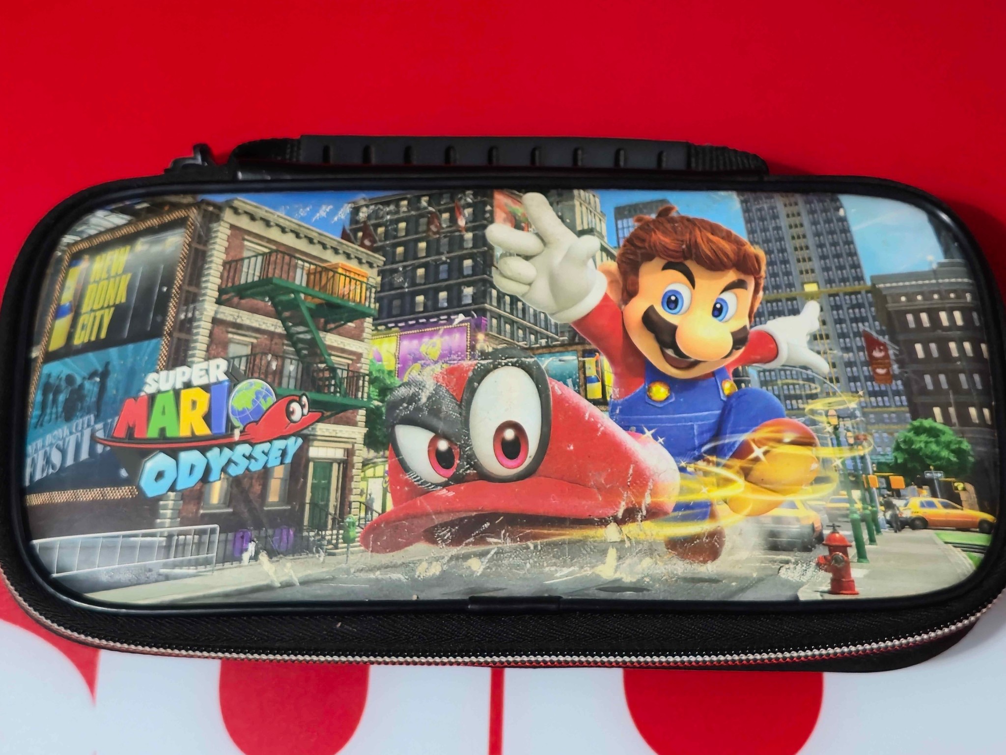 Nintendo Switch (incl. Charger + 128GB MicroSD Card + Extras)