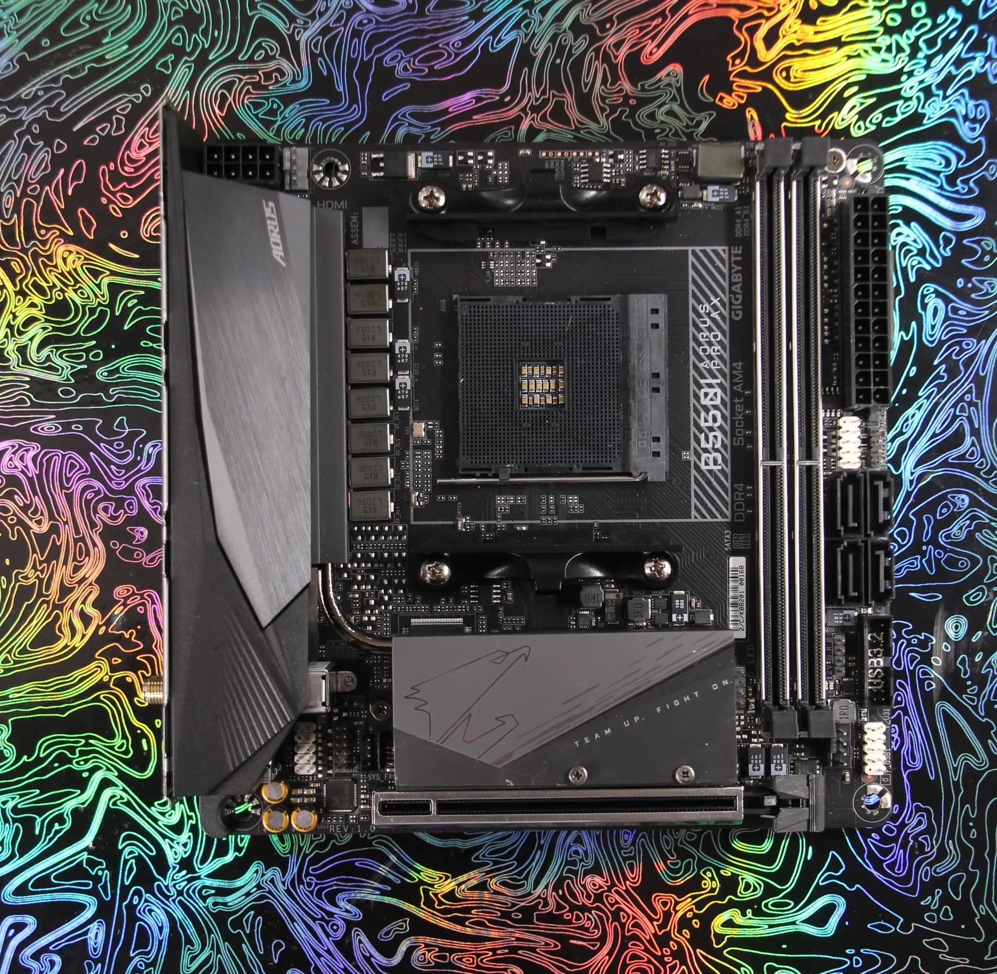 GIGABYTE B550i AORUS PRO AX ITX Motherboard