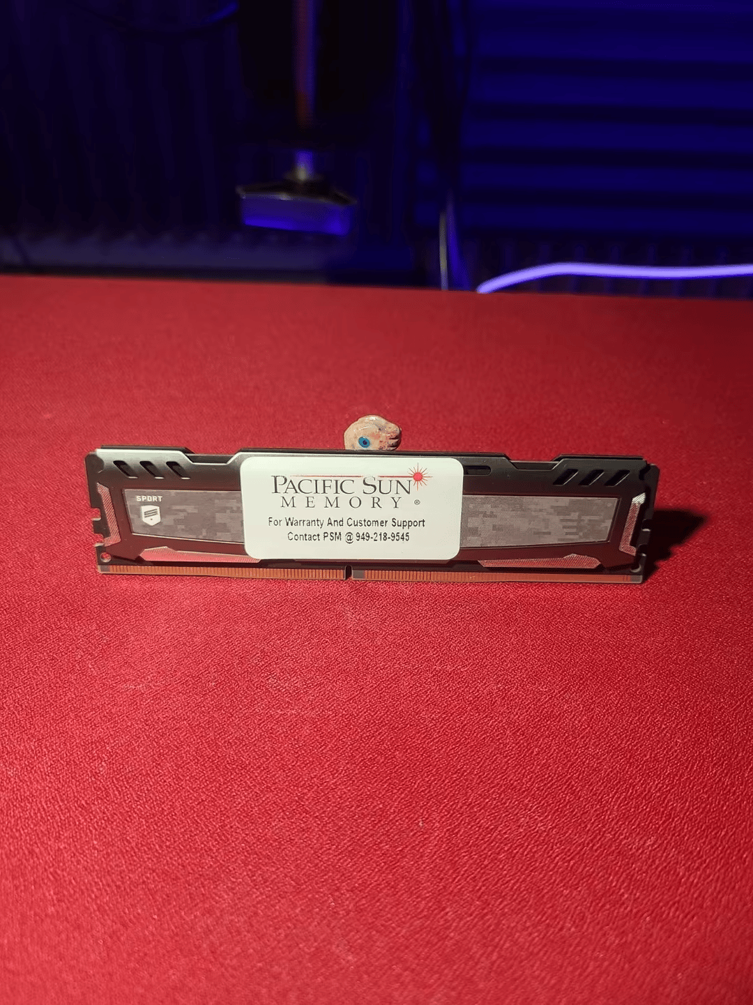 1x Crucial Ballistix Sport 8GB DDR4 2400MHz 
