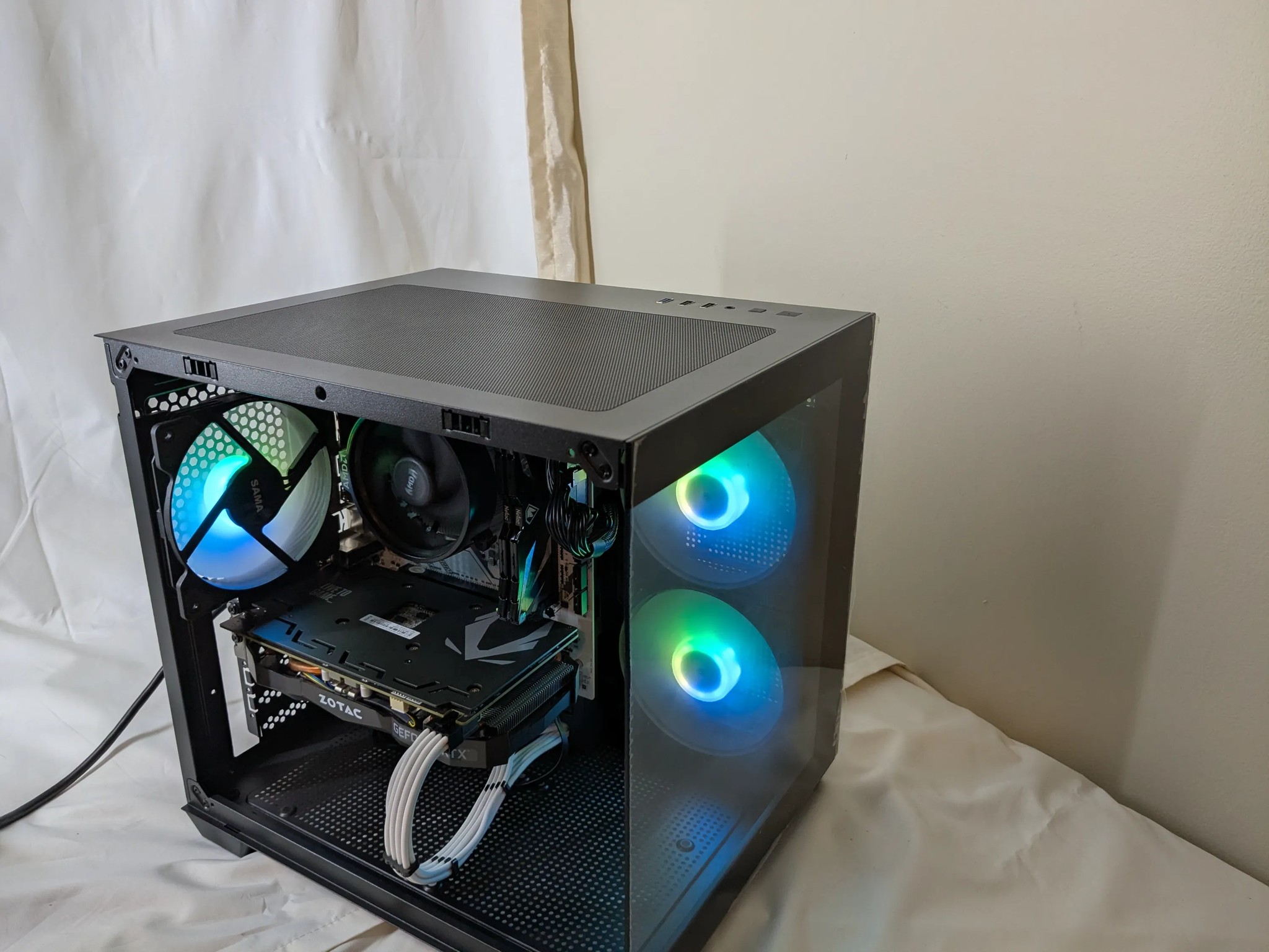 Copy of GAMING PC | Rtx 2060 | Ryzen 5 2600x | 16 GB DDR4 | 500 GB NVME | 1080p+1440p