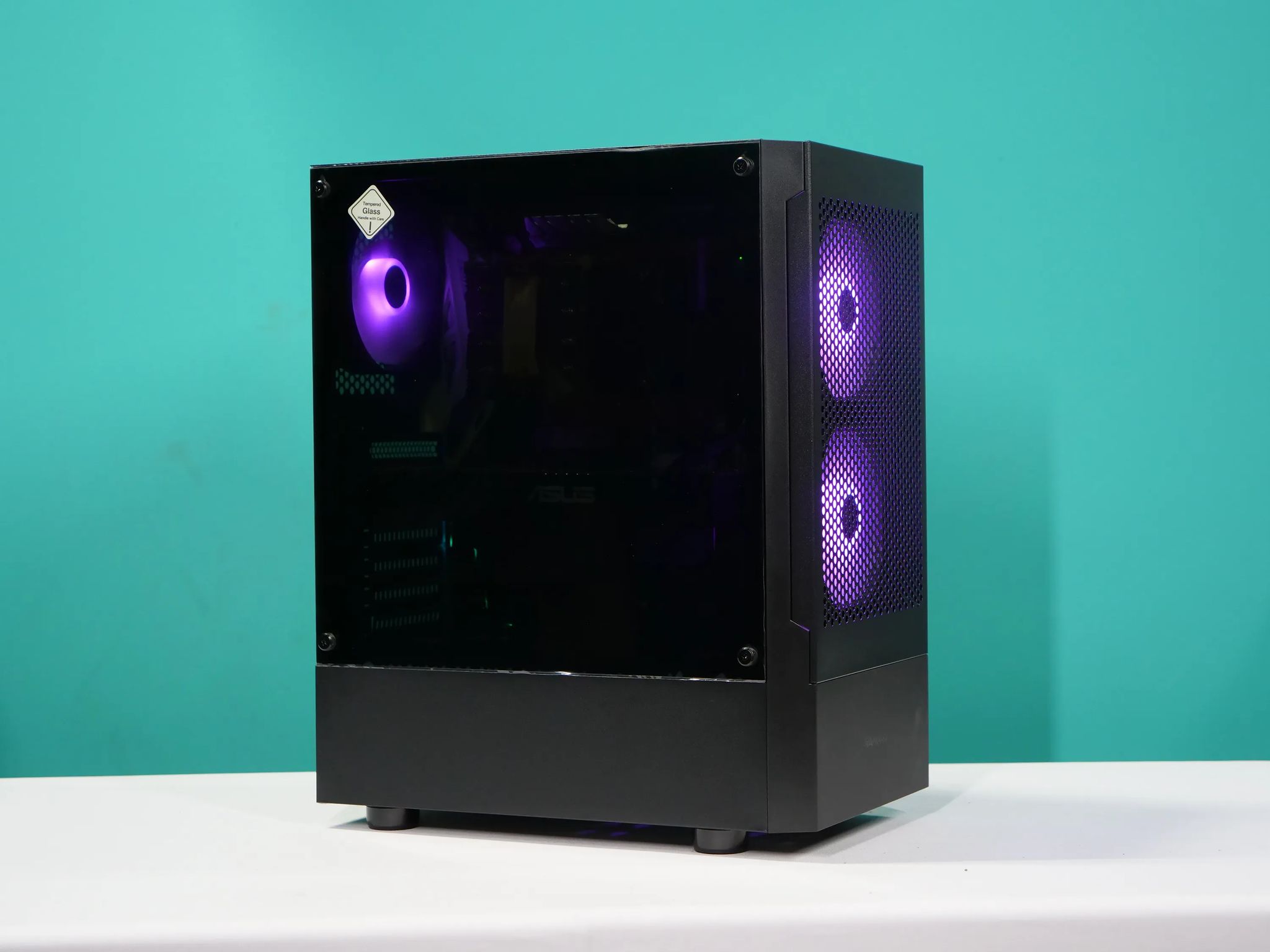 UCW Ready to Play "Kaby's Revenge" build. (i7-7700k + GTX 1080 +32gb) Free Ship!