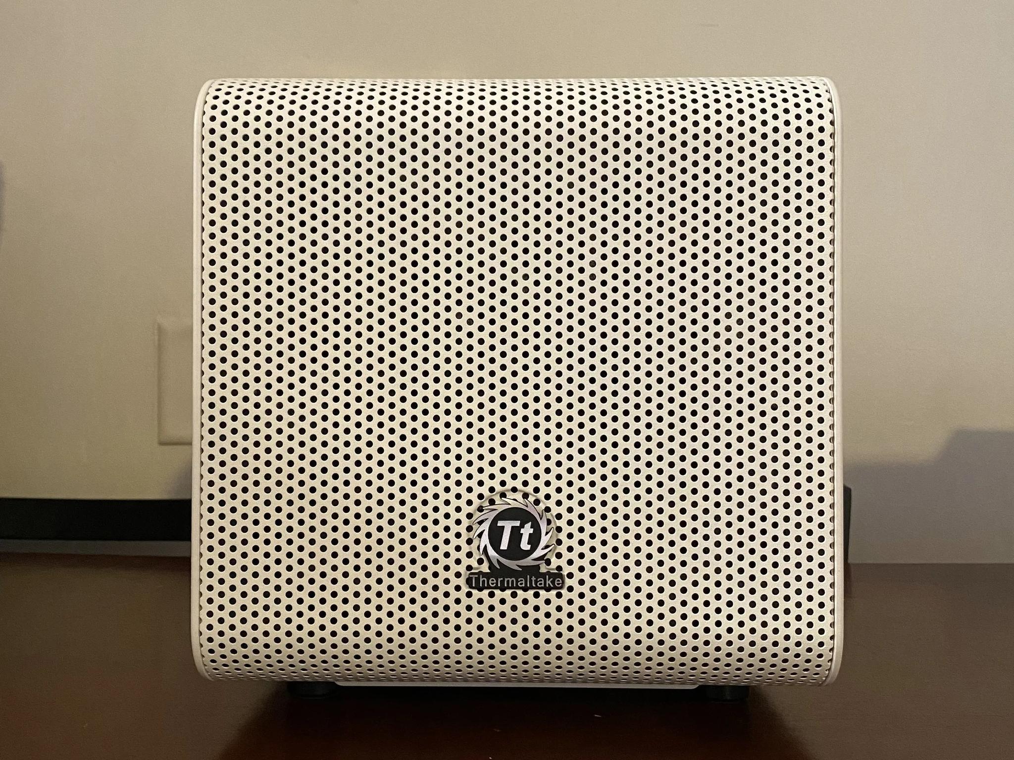 Small Form Factor White Gaming Pc