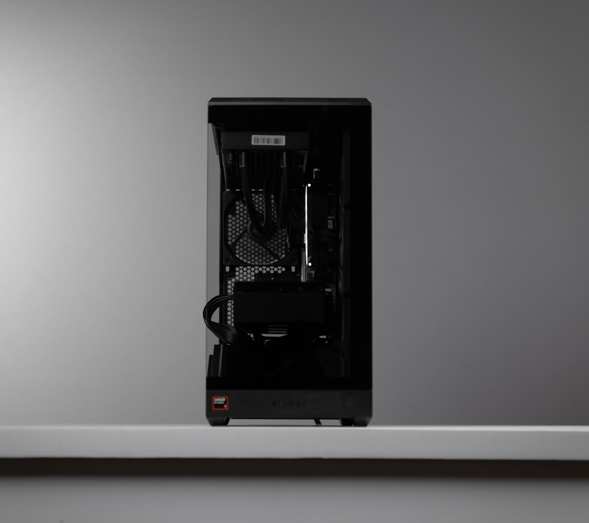 “Noirform” RTX 4080 Super Ryzen 7 9700X 32GB 1TB Windows 11 Workstation Gaming PC