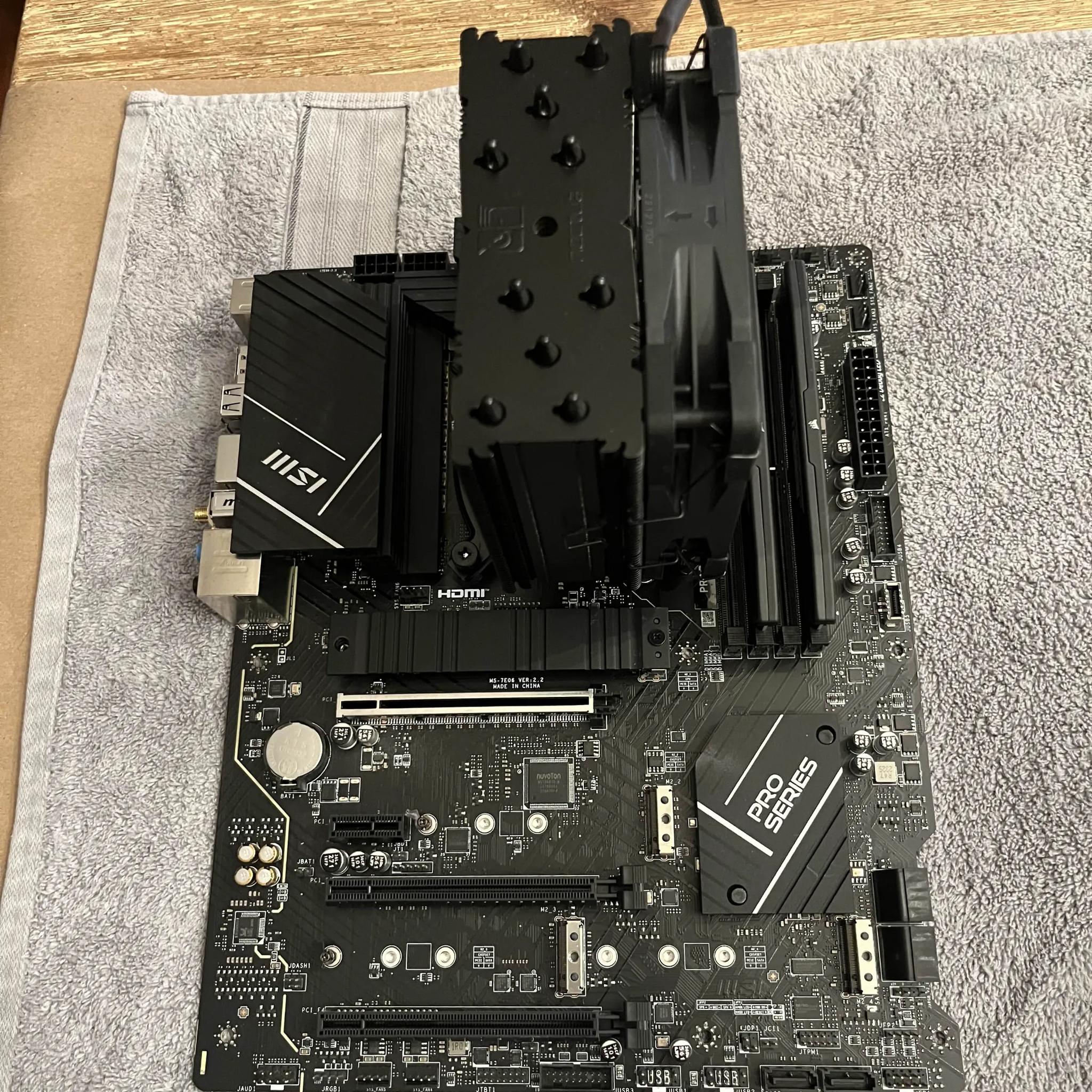 13600k / MSI mobo / DDR5 Ram / Noctua Cooler (Combo)