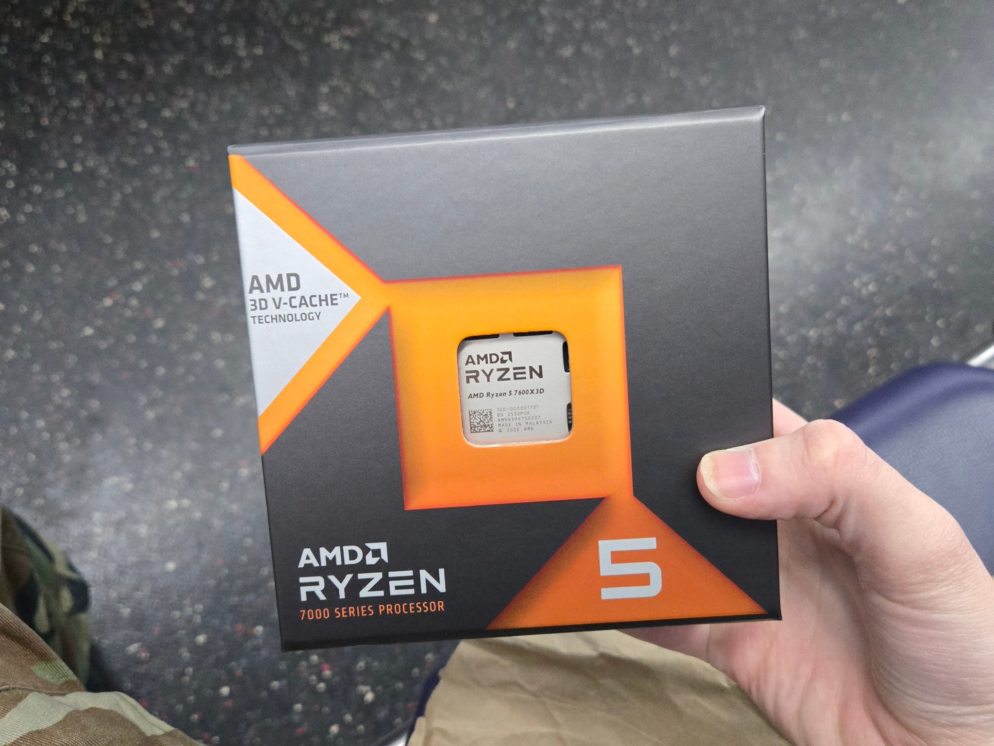 Ryzen 5 7600X3D - BNIB