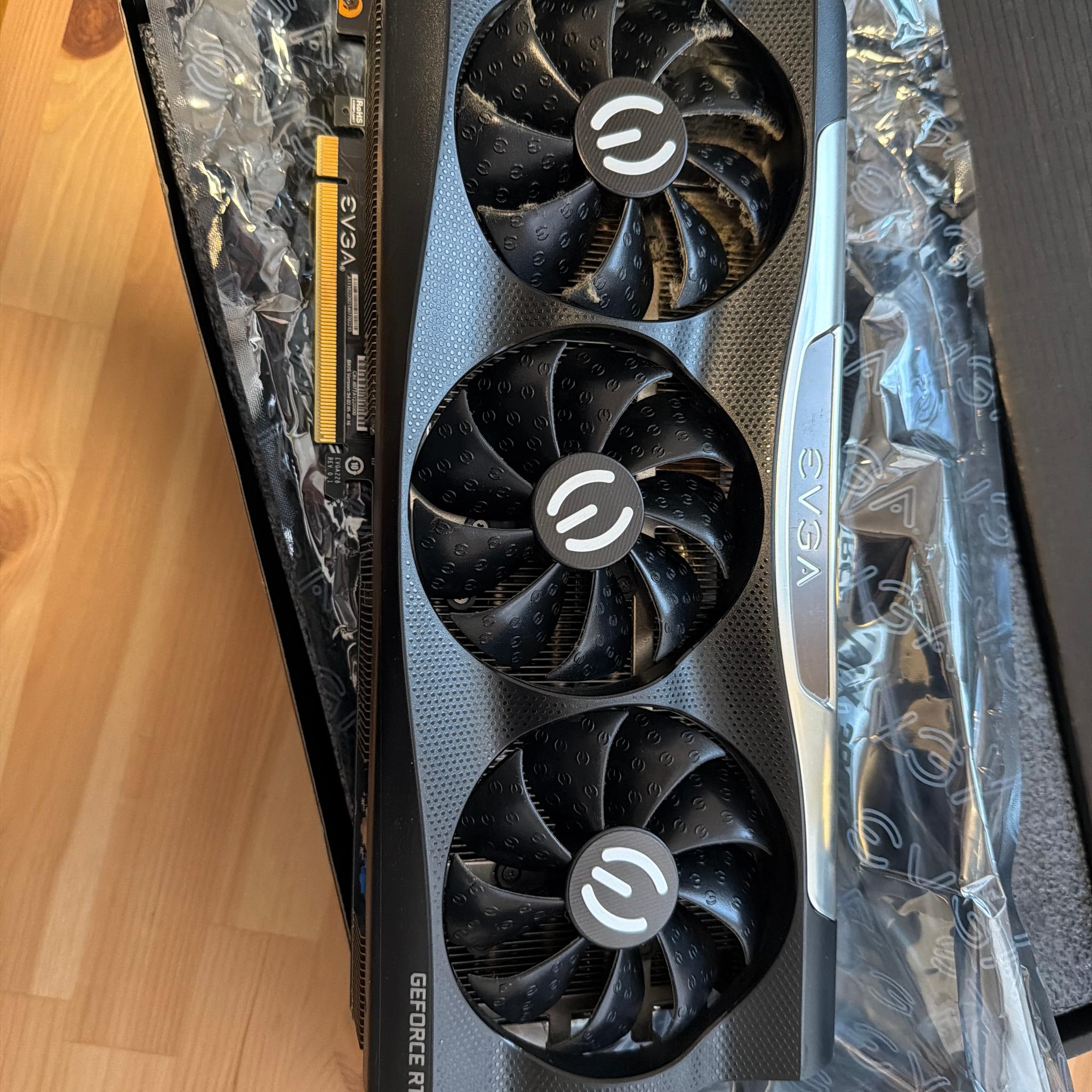 EVGA FTW3 ULTRA HYBRID GAMING GeForce RTX 3080 12GB