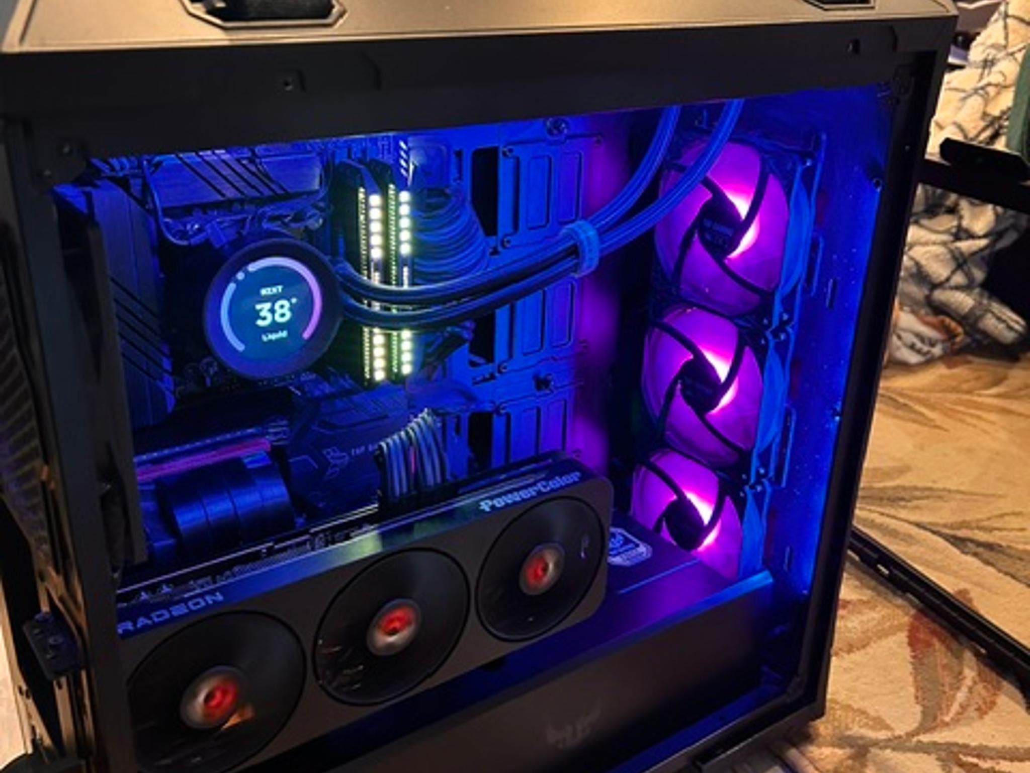 Custom ASUS GAMING PC POWER COLOR RX 9070XT