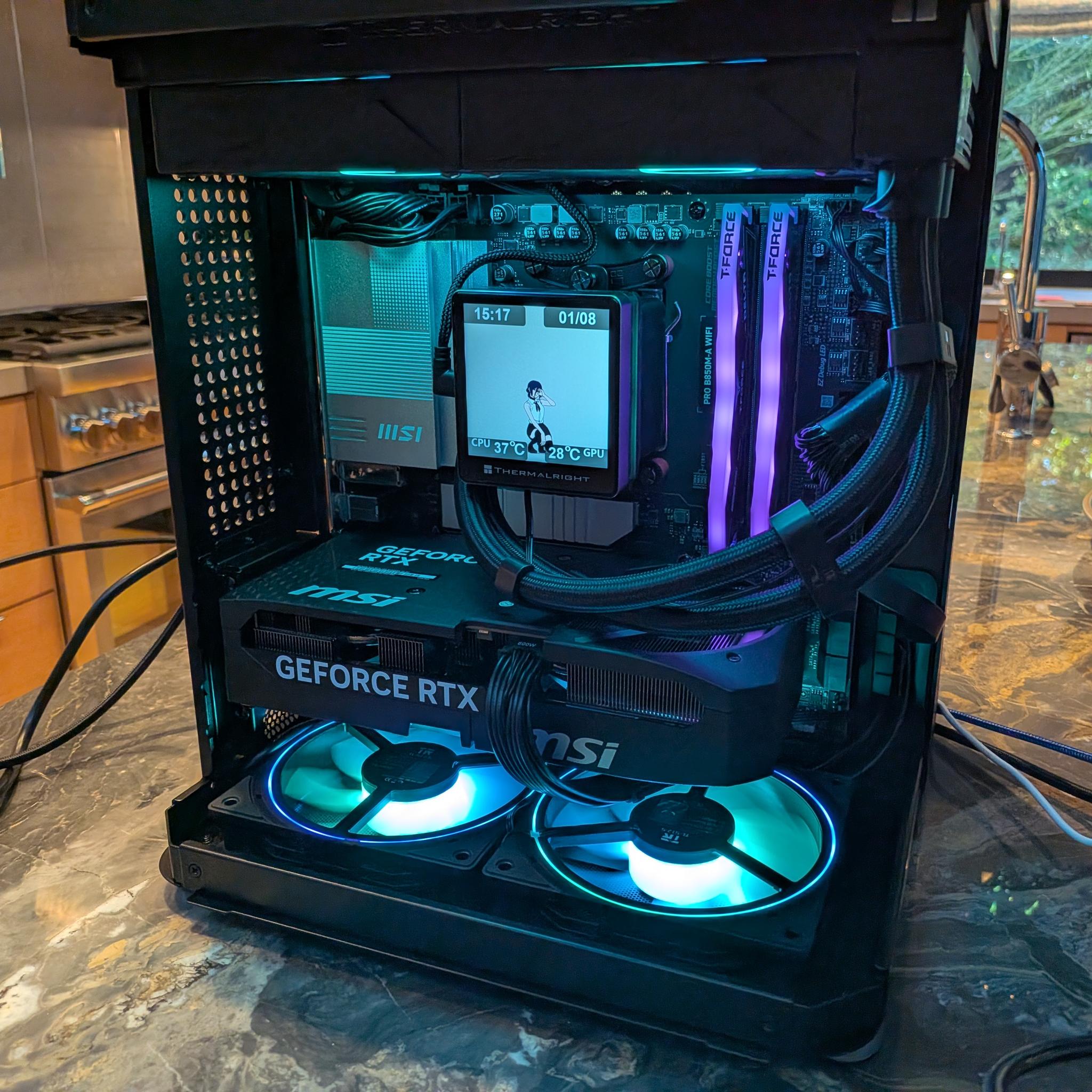 Bomb Devil - RTX 5070, Ryzen 7 9700X, 32 GB DDR5 RAM, 2 TB Gen 5 NVME, RGB, Liquid Cooled