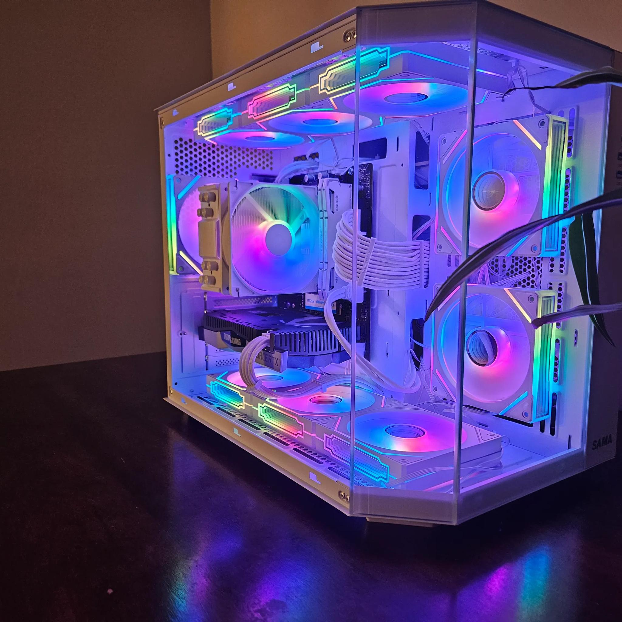 RTX 2060 Ryzen 5 3600x White RTX Fishtank Gaming PC