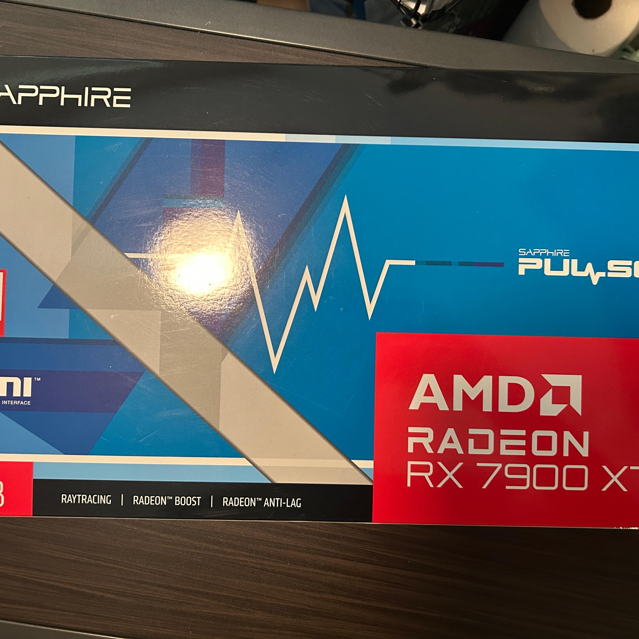 Sapphire PULSE Radeon RX 7900 XT