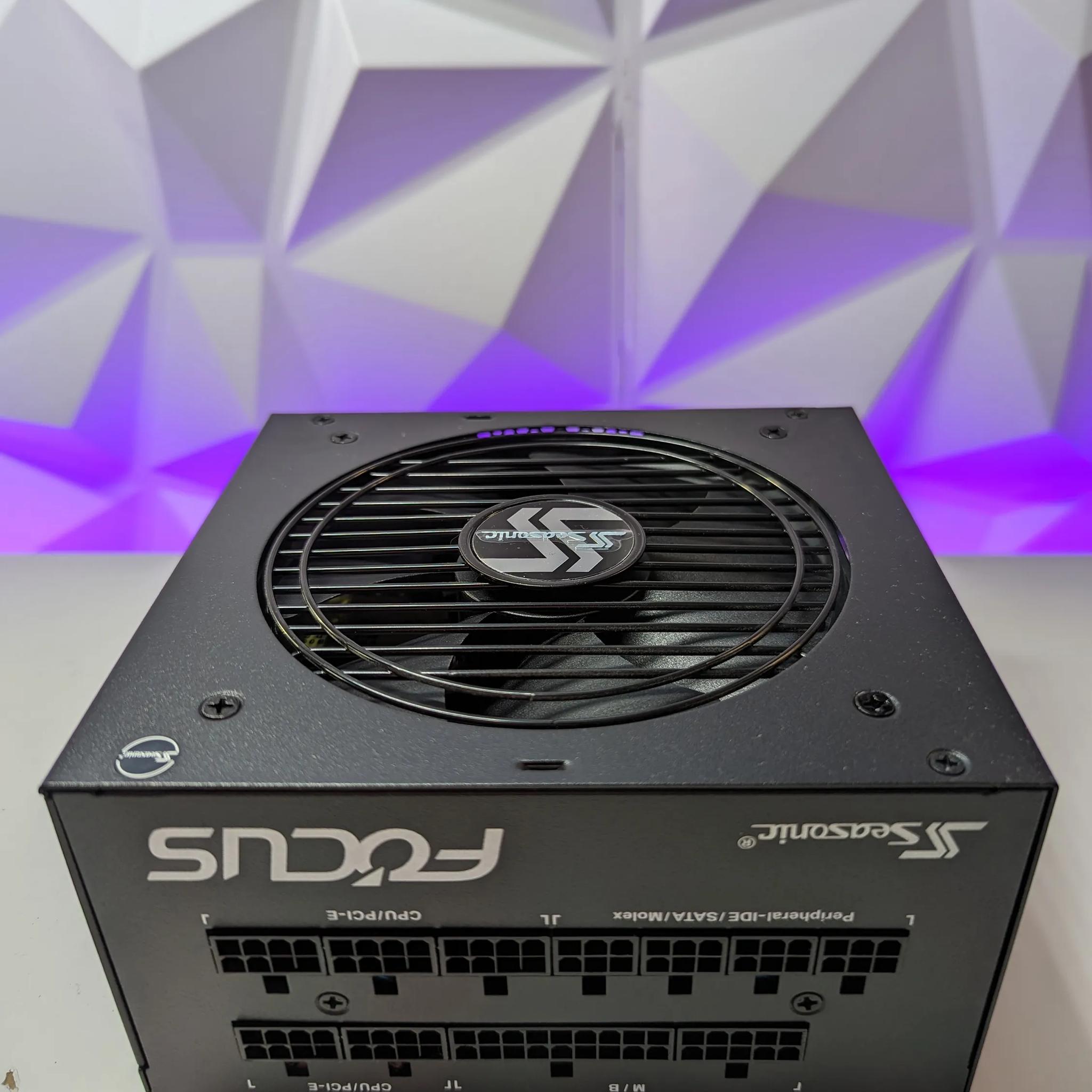 SeaSonic FOCUS 850 W 80+ Gold Certified Fully Modular ATX Power Supply 