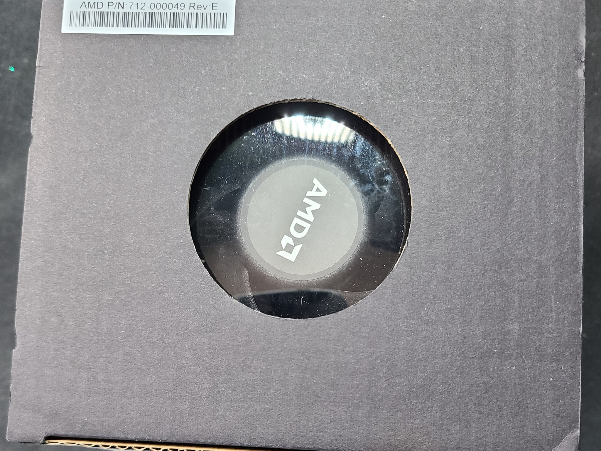 AMD Wraith Stealth Socket AM4 4-Pin Connector CPU Cooler with Aluminum Heatsink NIB