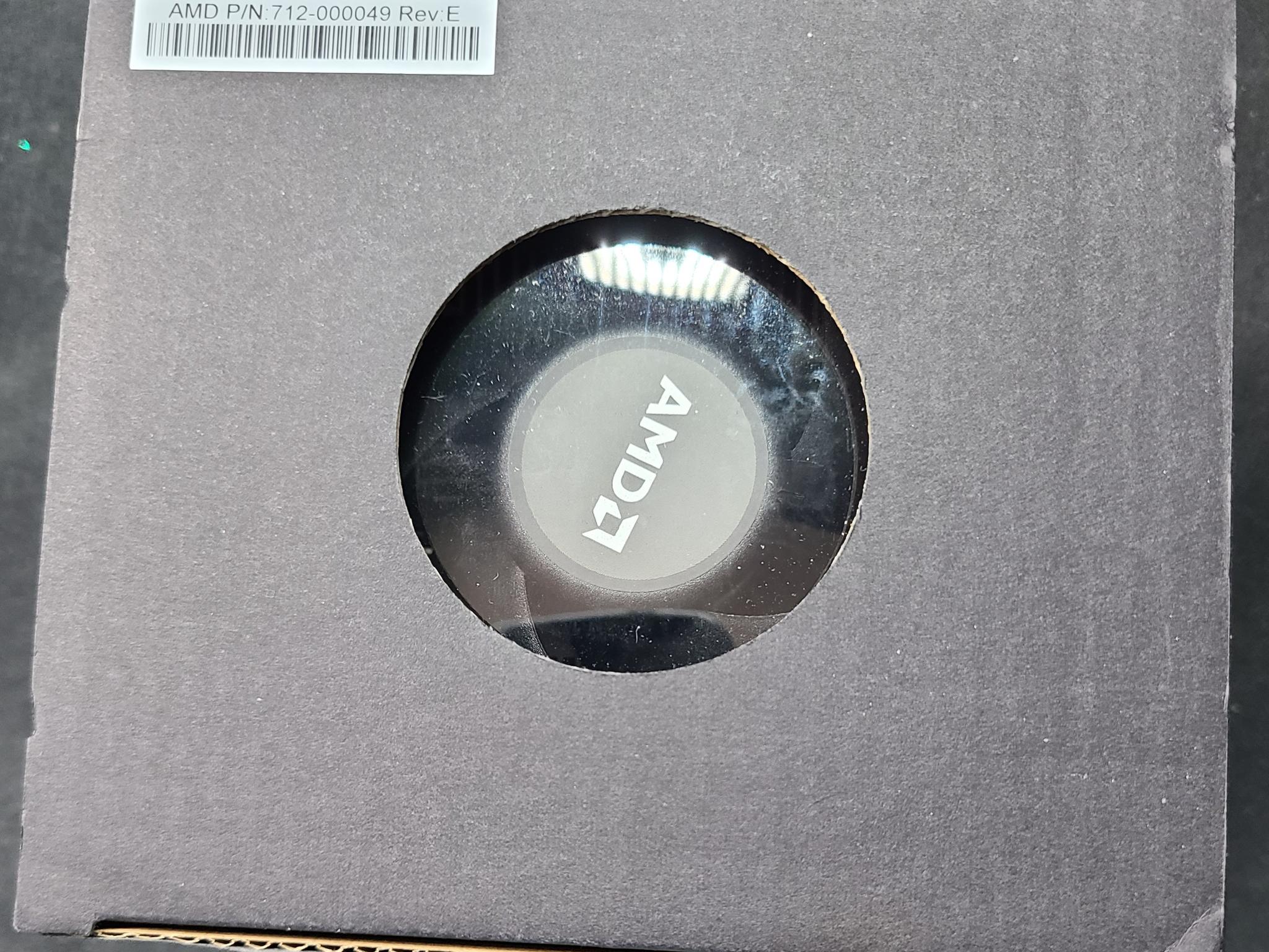 AMD Wraith Stealth Socket AM4 4-Pin Connector CPU Cooler with Aluminum Heatsink NIB