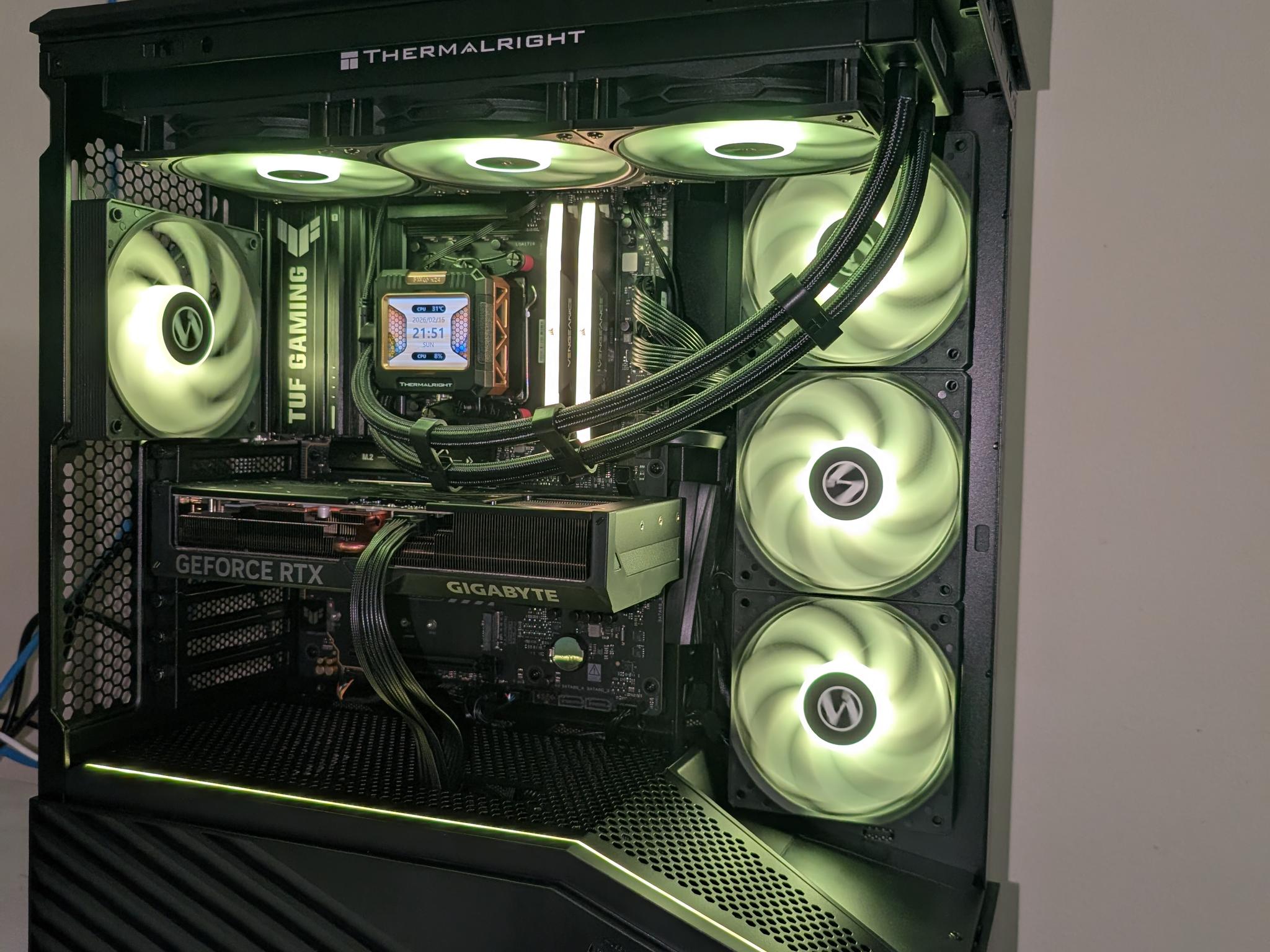 New Gaming PC! Ryzen 5 9600x / 4070 Ti / 32gb ddr5 6000mhz / 1tb ssd