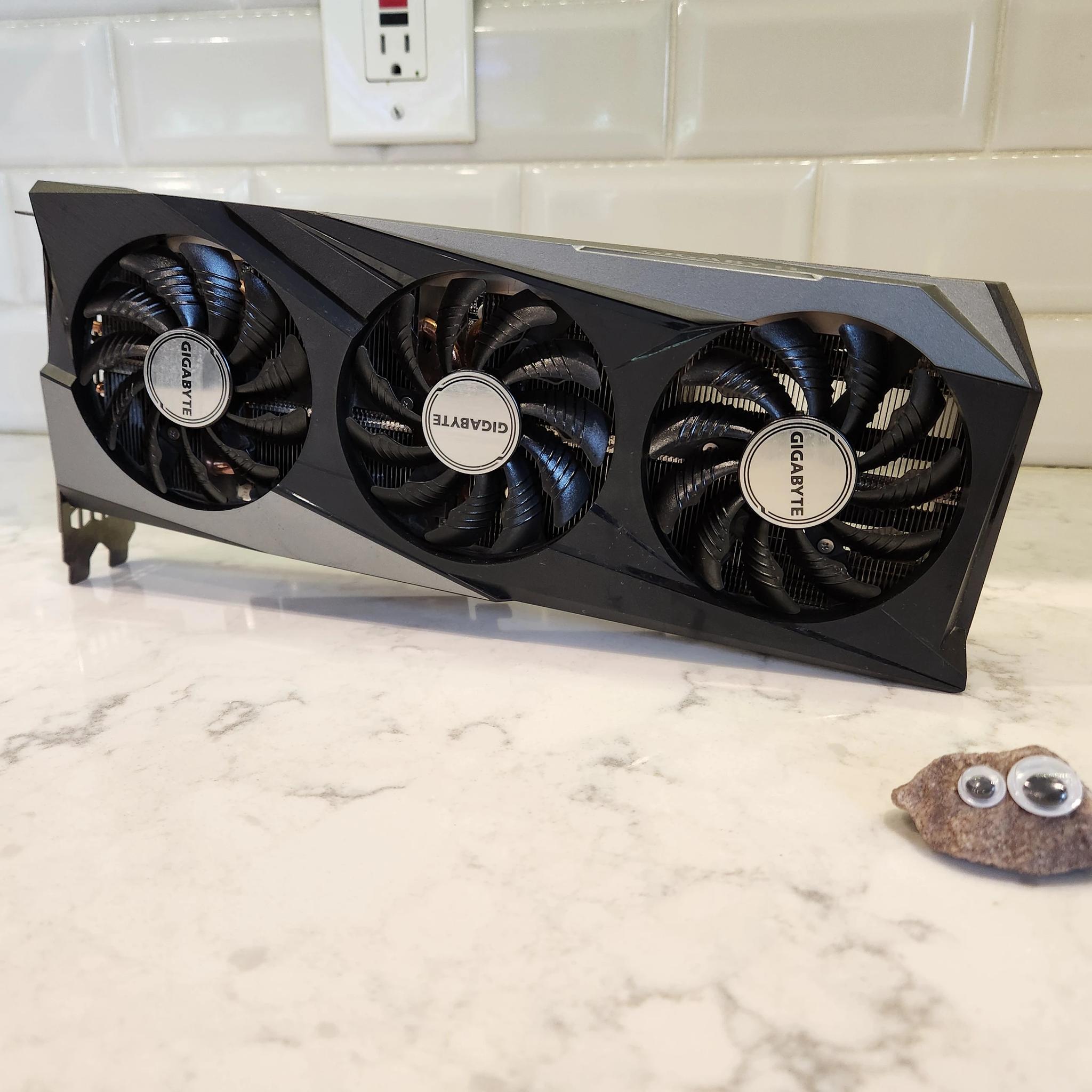 3x RX 6600XT (MSI Gaming X, Gigabyte Gaming OC Pro, ASUS Strix) - Used