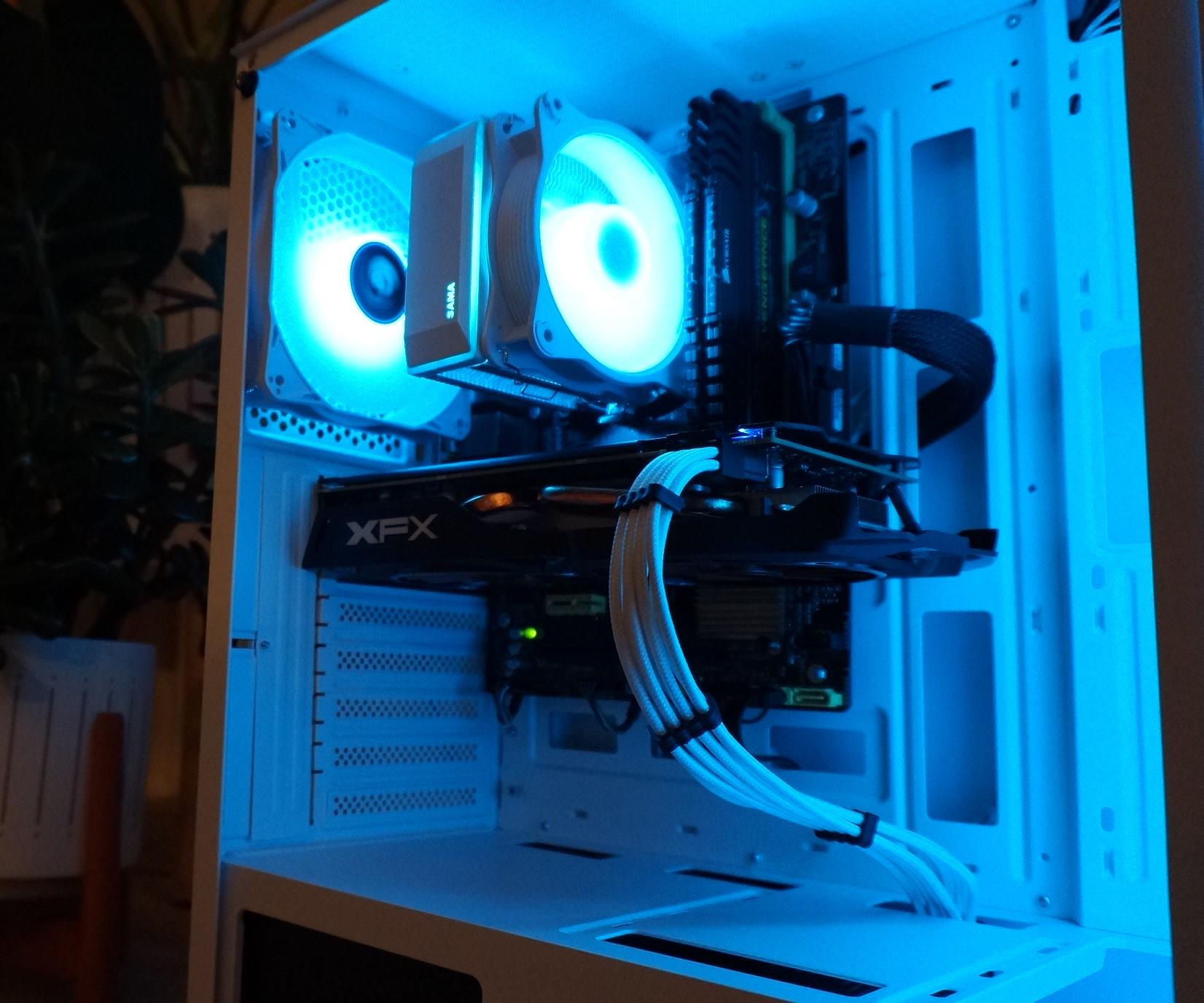 🔥🔥SALE | FREE SHIPPING | RX 570 | INTEL i7 | 16GB RAM | SSD