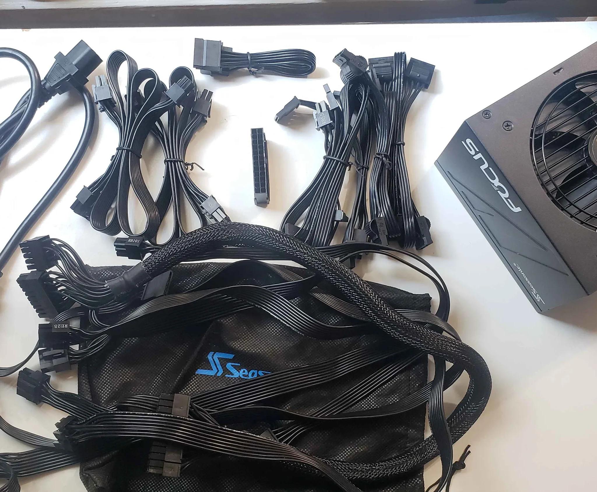 Seasonic Focus GX-1000 Fully Modular 80+ Gold Power Supply w/ Cables