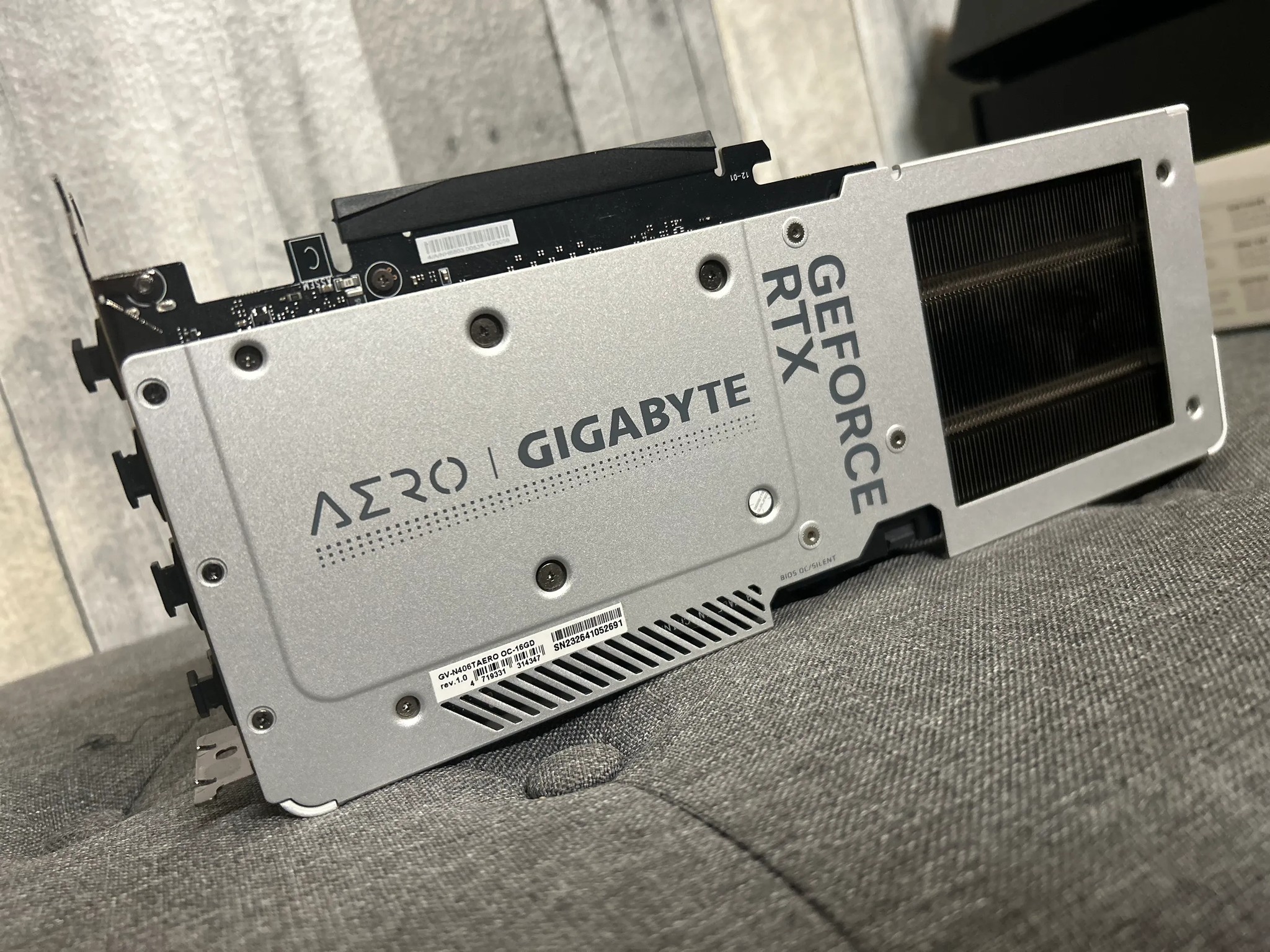 Lightly used Gigabyte RTX 4060 TI! Upgraded and just looking to sell it.