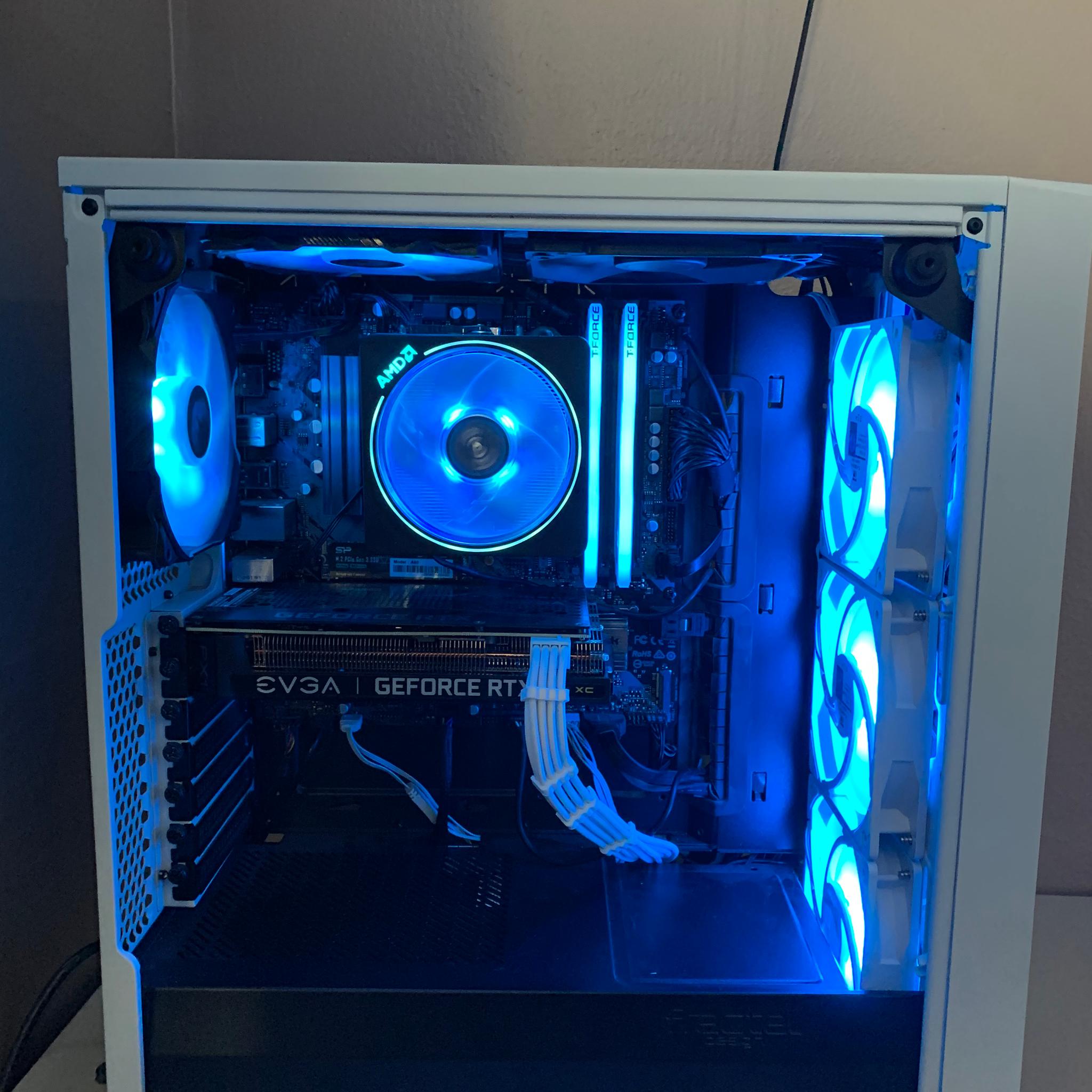 BLACK AND WHITE GAMING PC | 3060 12GB | RYZEN 5 3600 | 32GB RAM | 2TB | BLACK FRIDAY