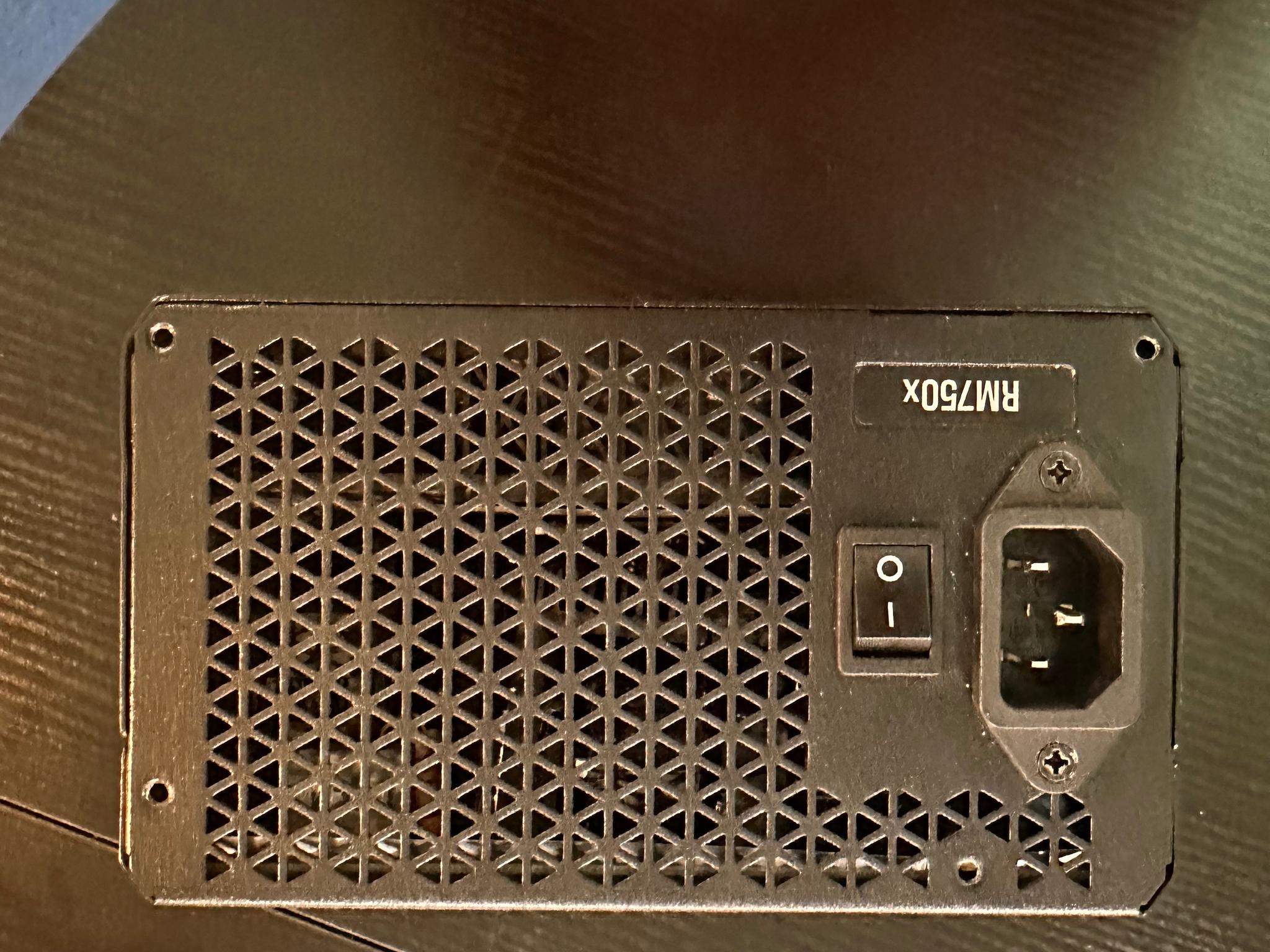 Corsair RM750x (2021) - Image 3