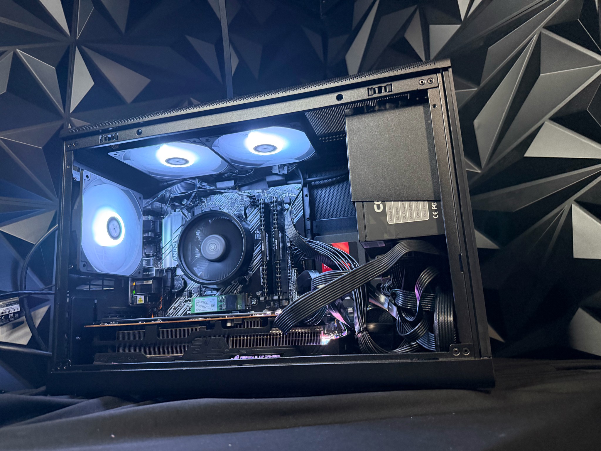 🌑🌲 DARK WOOD 5557 🌲🌑Ryzen 5 5500| RX 5700XT| 16 GB DDR4| 1.5 TB SSD| 650W PSU