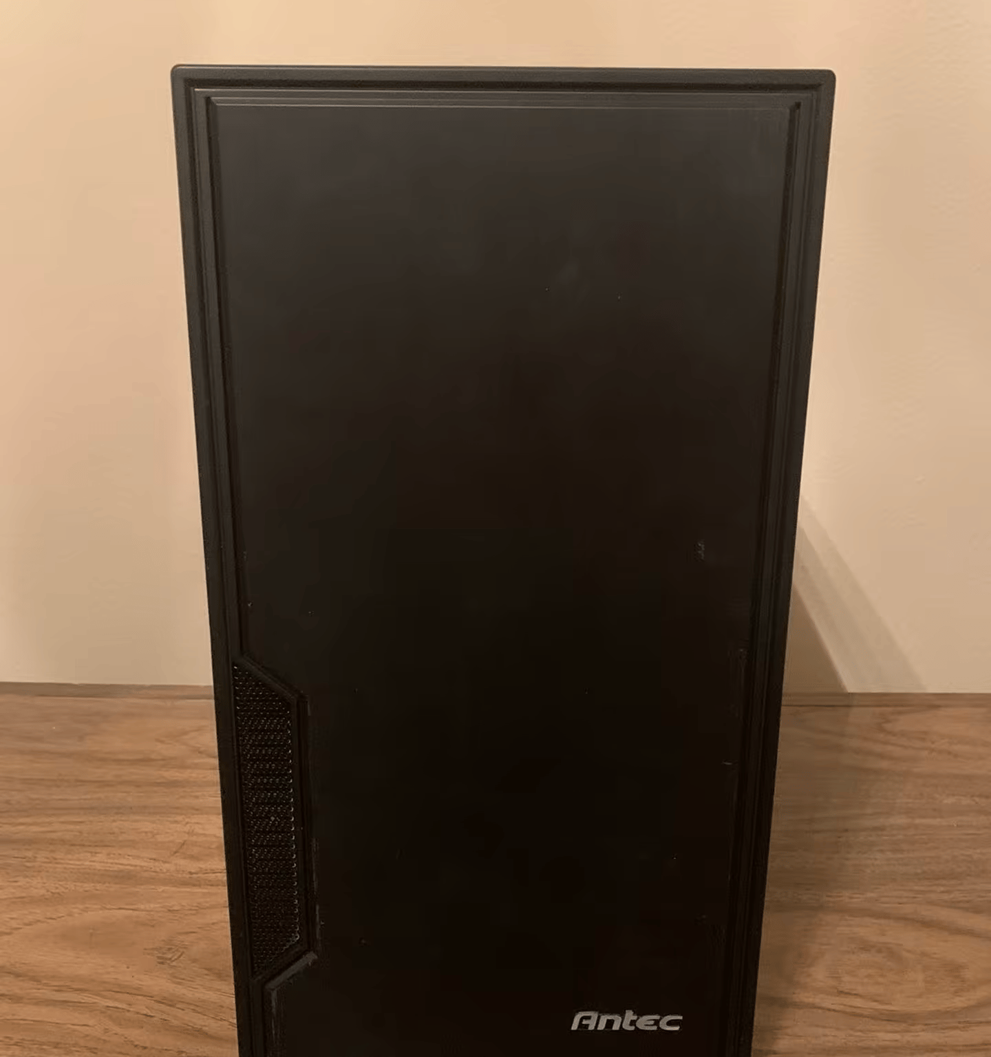 Entry 1080p Gaming Computer Tower Ryzen 2600 GTX 1650